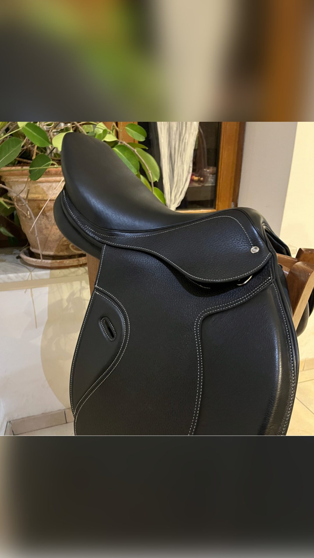 Selle en cuir Fouganza neuve, média 3