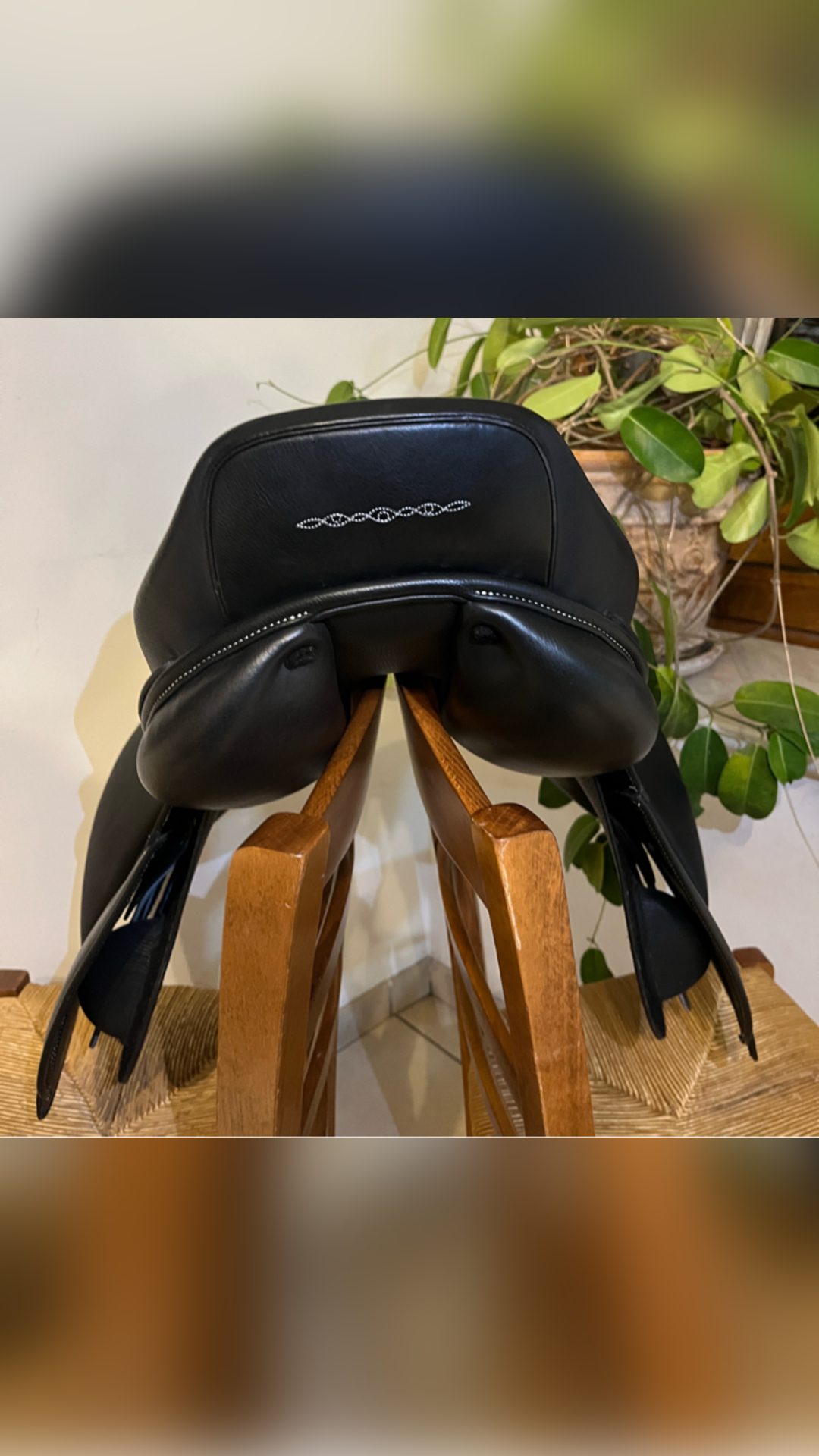 Selle en cuir Fouganza neuve, média 5