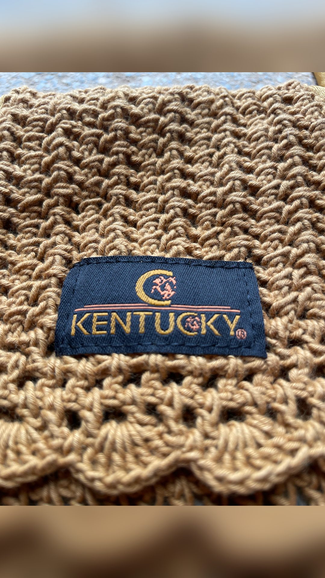 Bonnet Kentucky, média 3