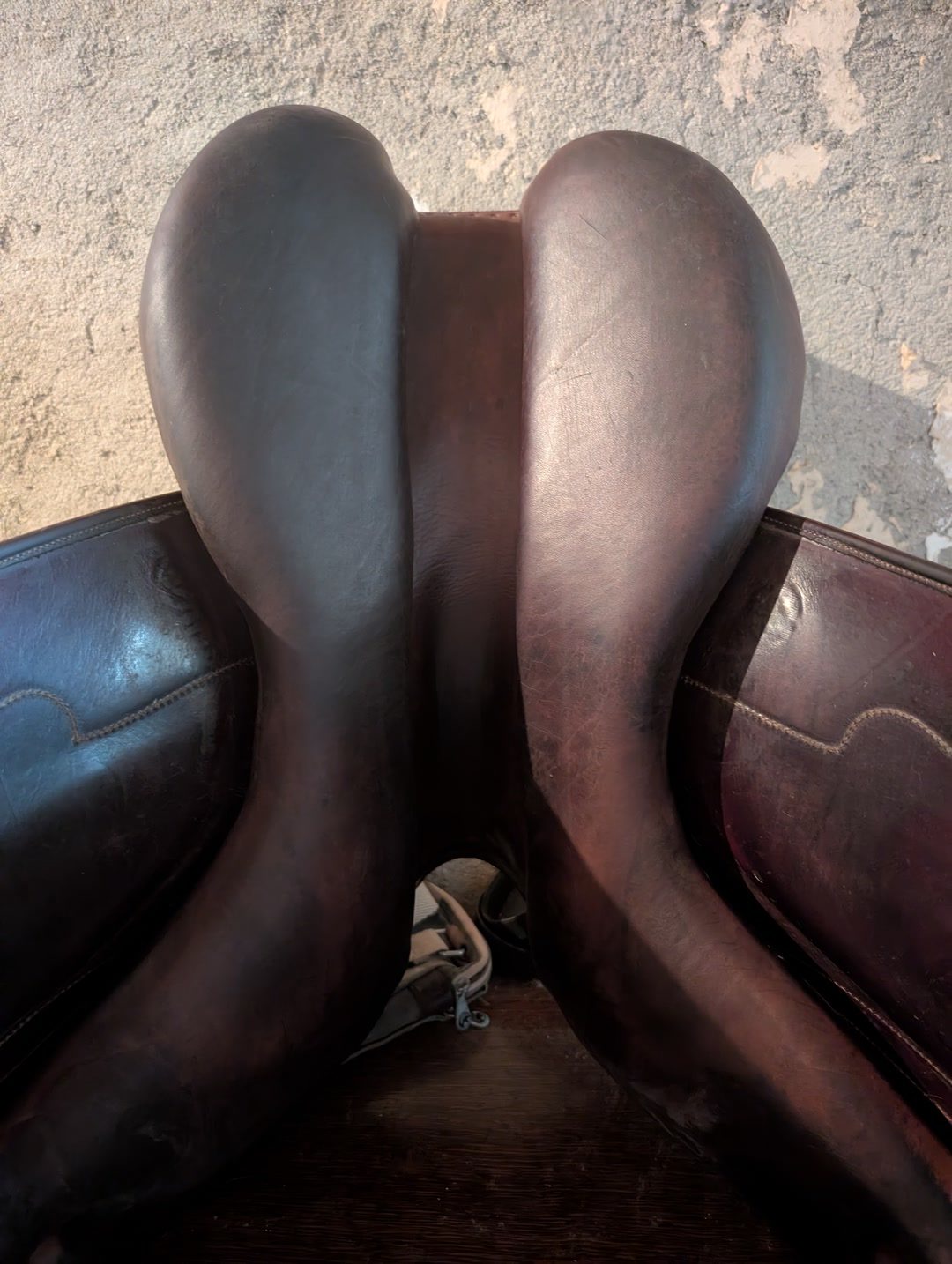 Selle de dressage SCB, média 3