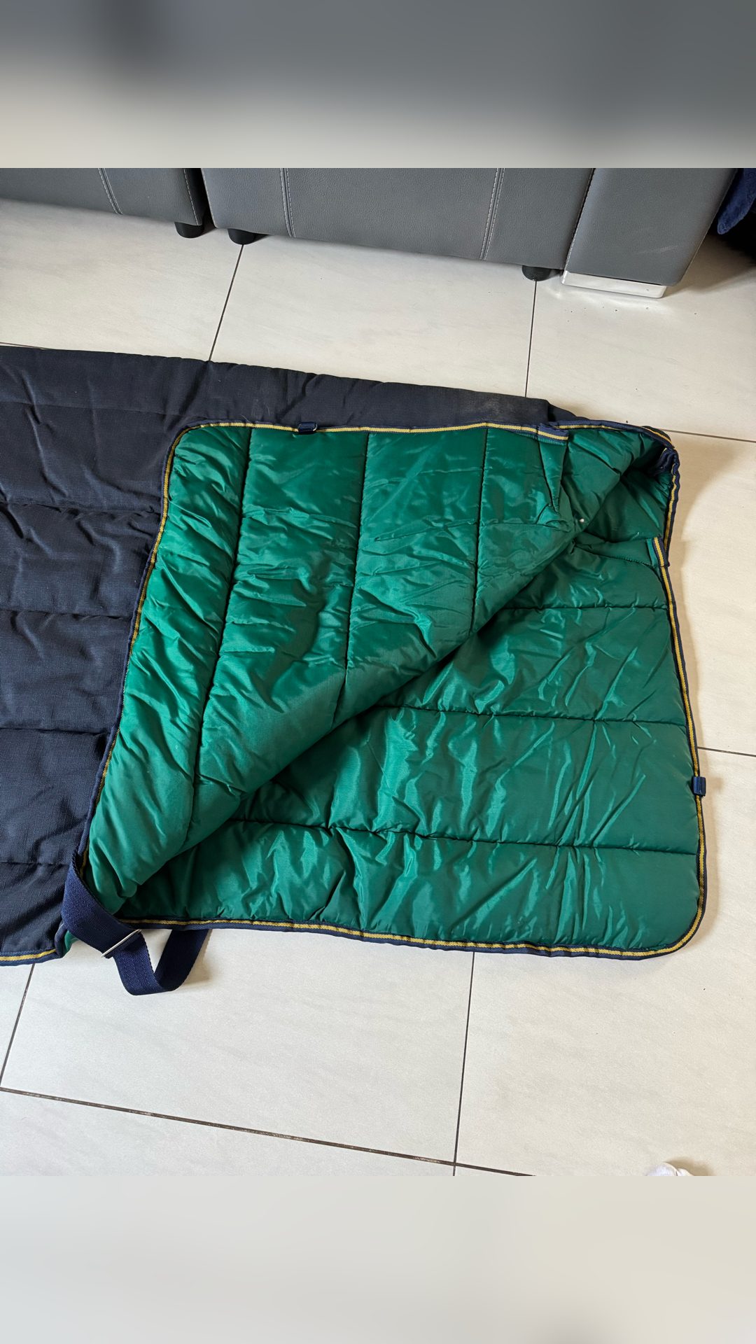 Couverture de box 300g 6’6, média 2