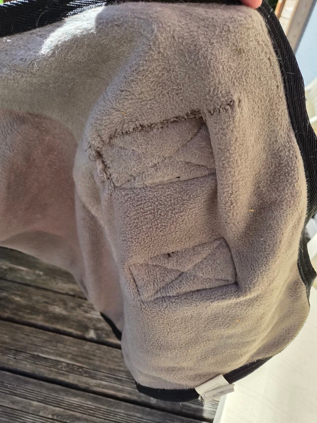 Couverture polaire taupe performance 155cm, média 5