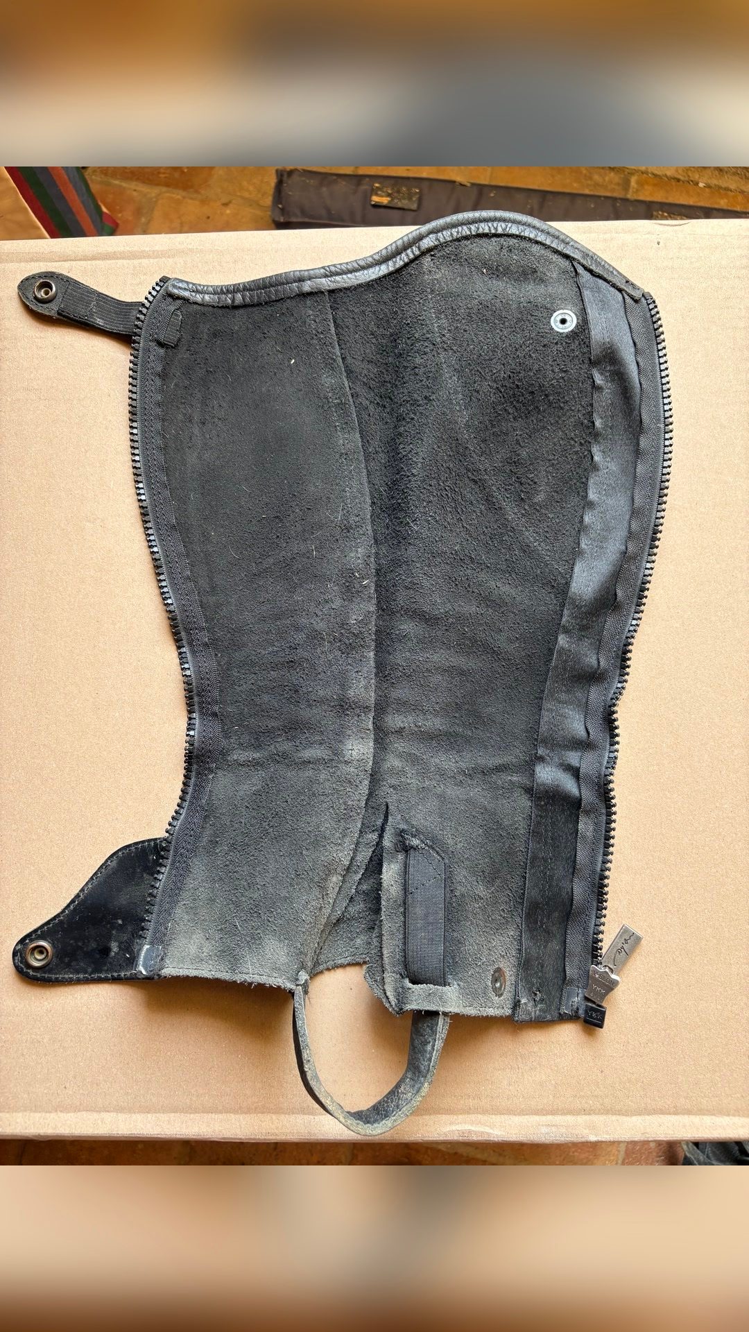 Chaps, média 3