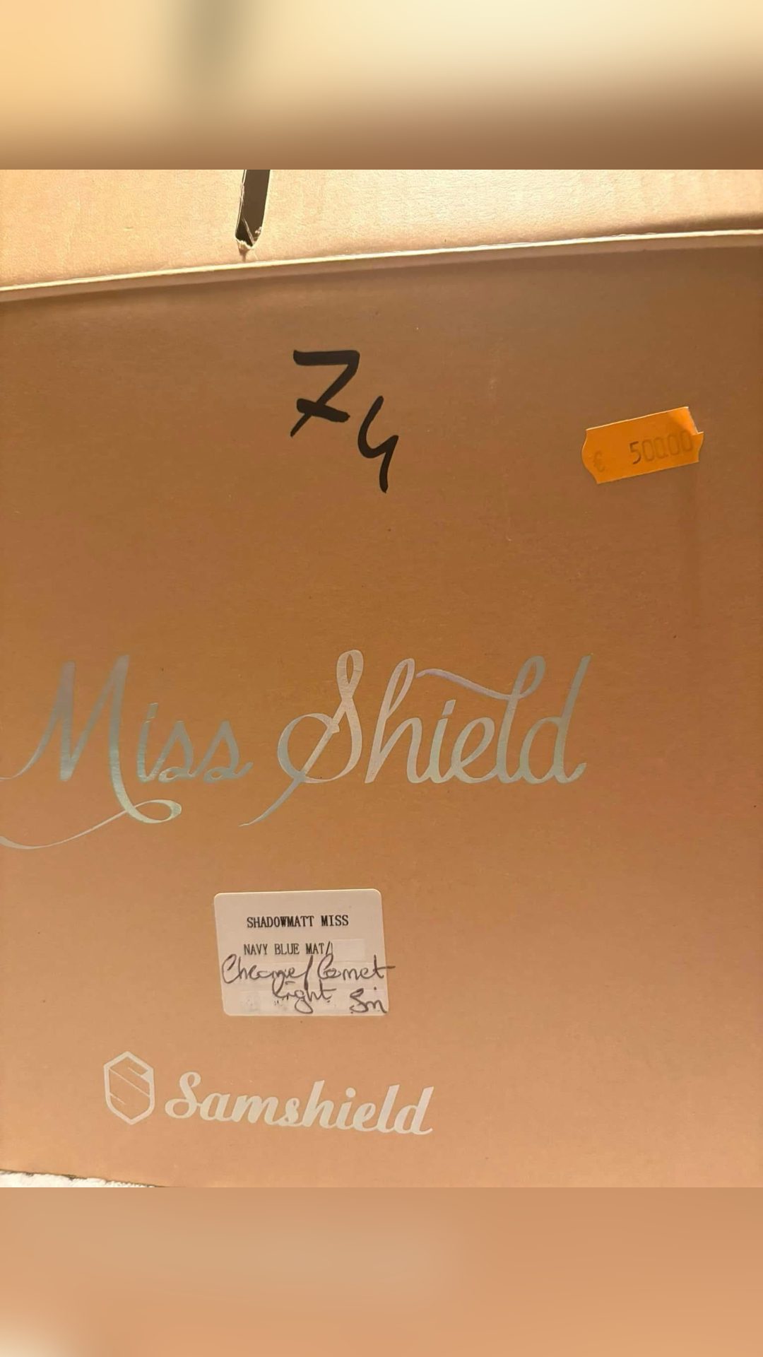 Bombe samshield bleu, média 4