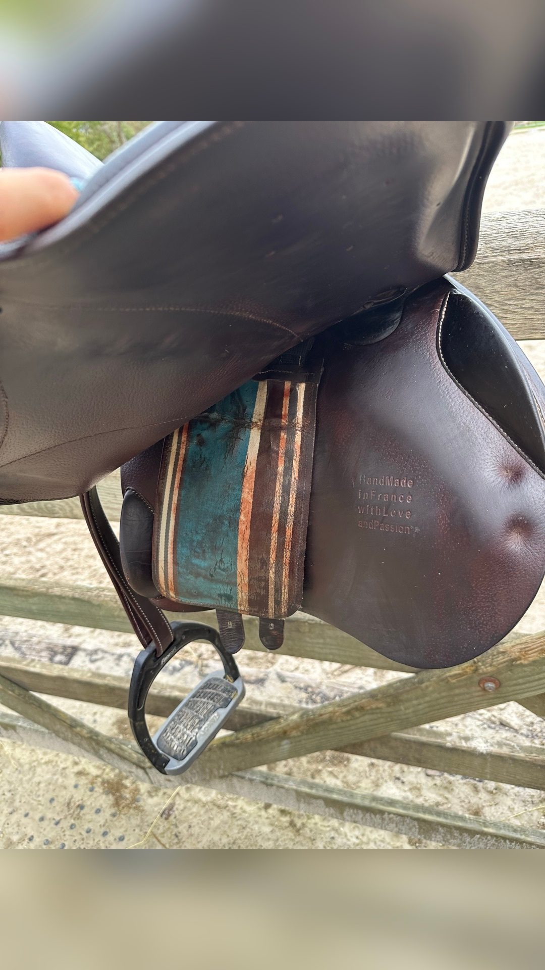 Selle Voltaire Design, média 5