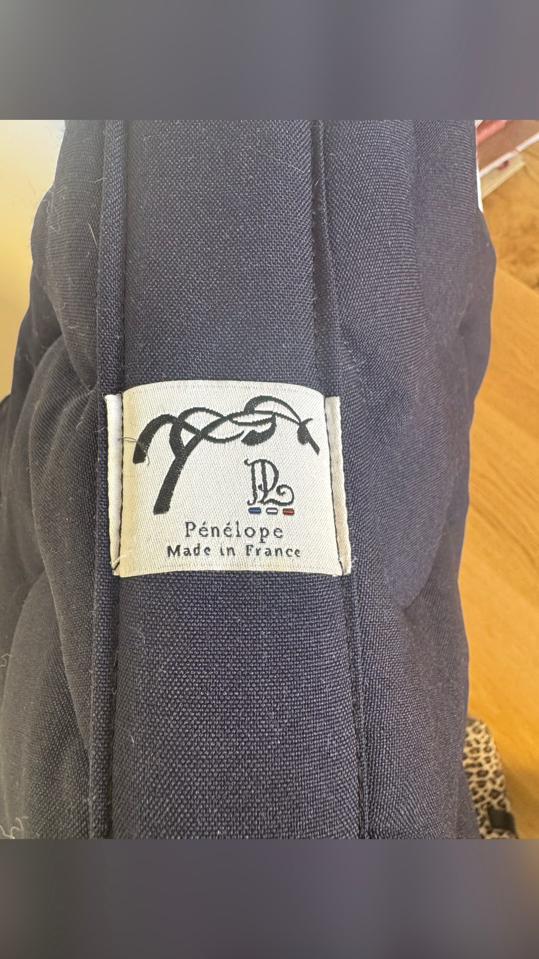 Tapis Pénélope bleu marine à vendre, média 4