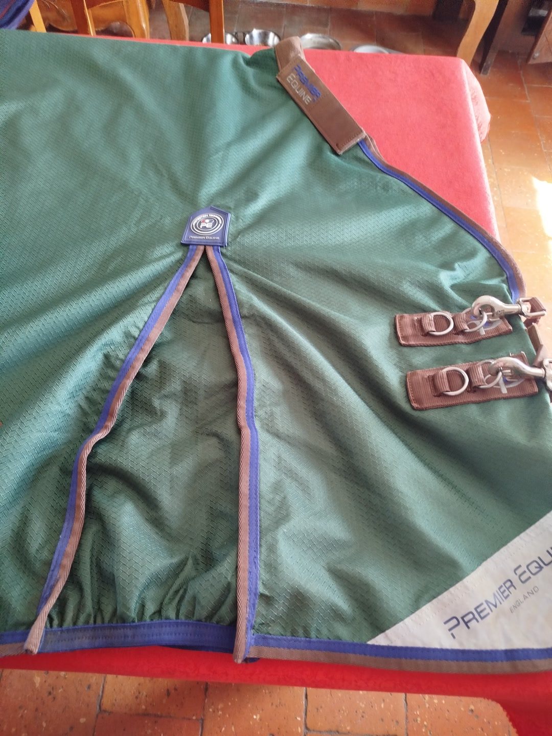 Couverture imperméable verte 0g, média 5