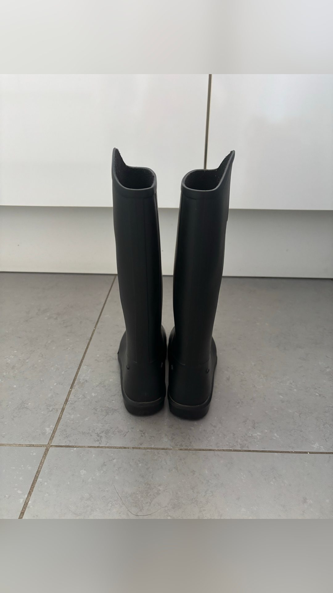 Bottes noires, média 5