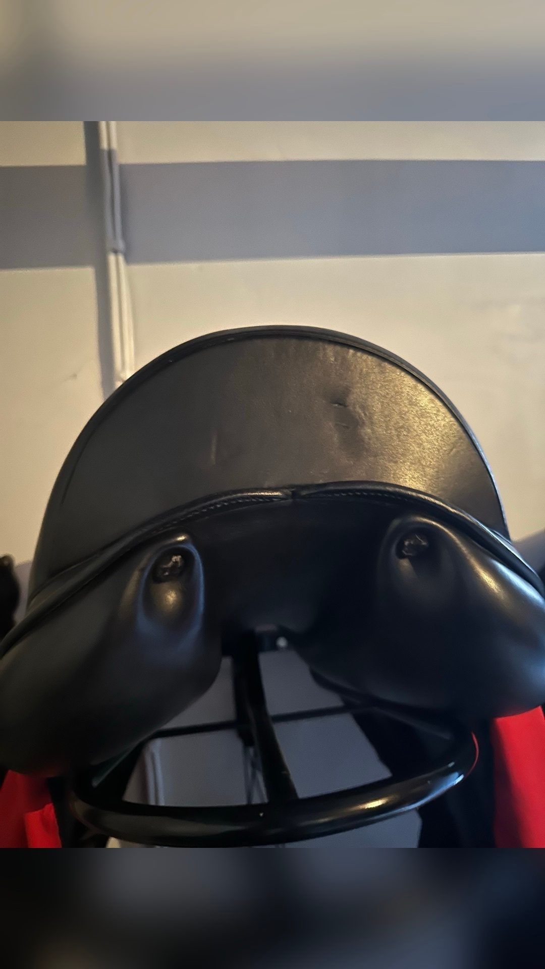 Selle de dressage Equipe Emporio 17", média 4