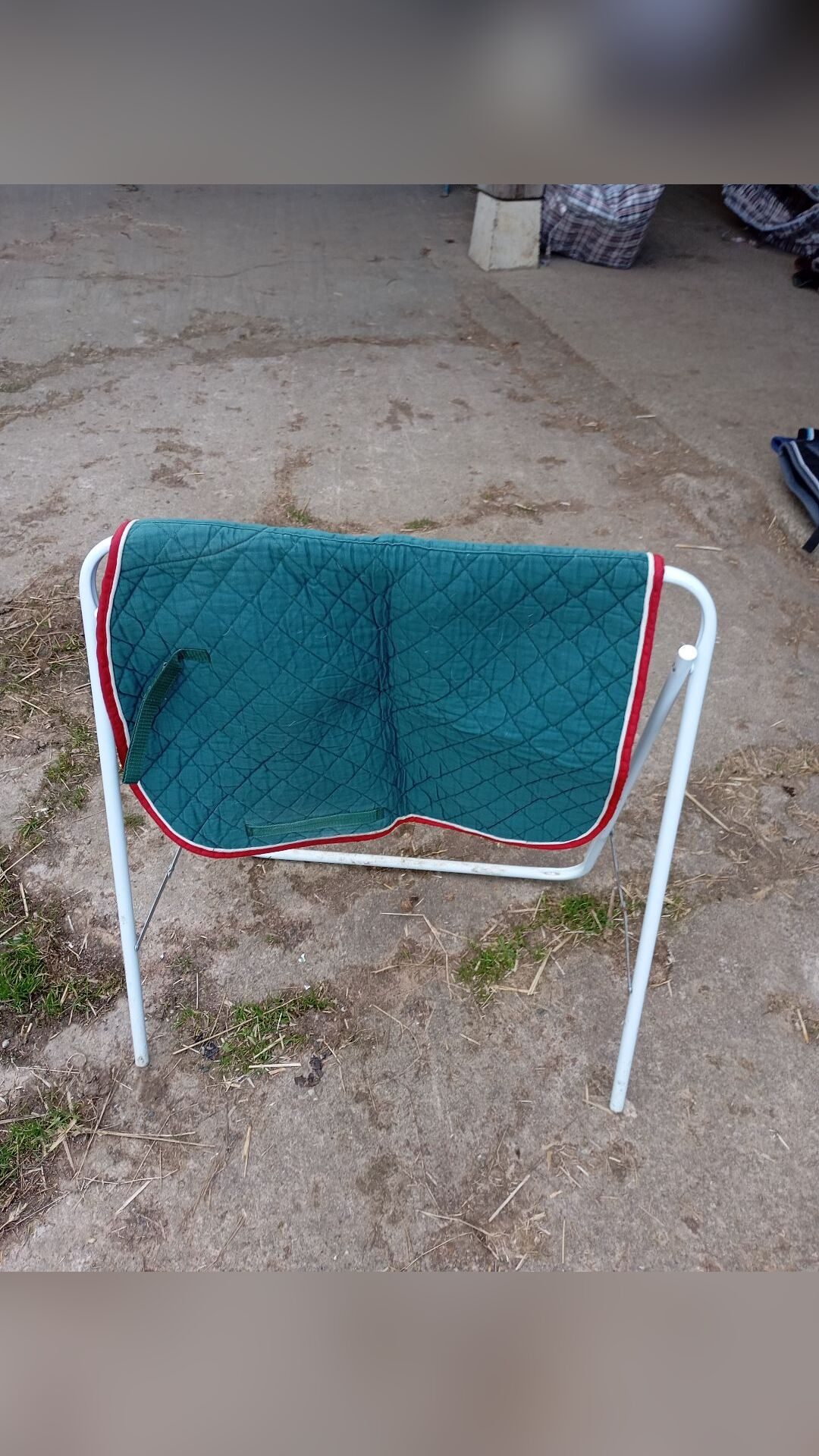 Tapis sans marque, média 3