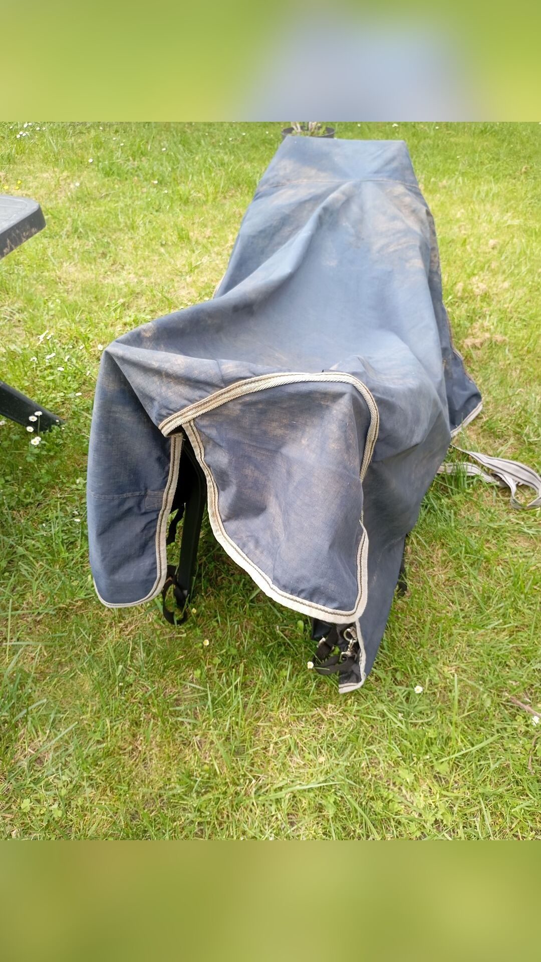 Couverture imperméable, média 3
