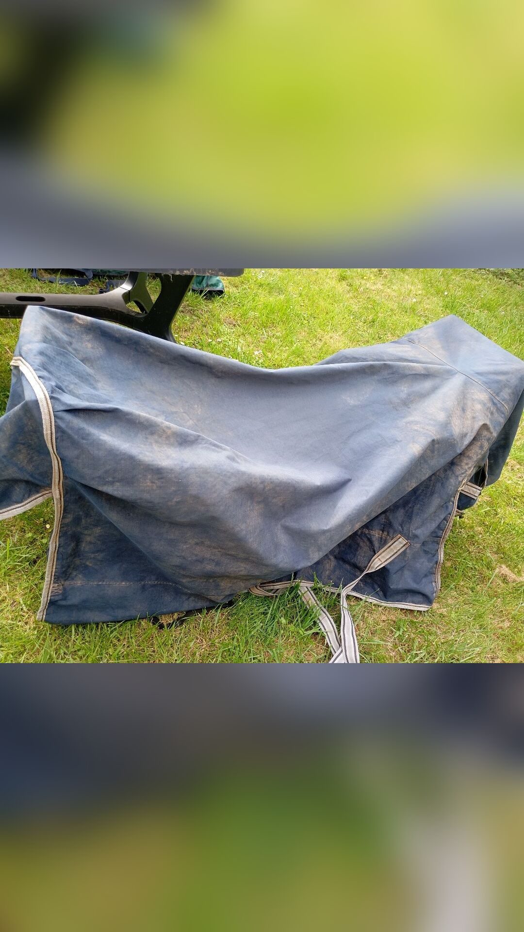 Couverture imperméable, média 4