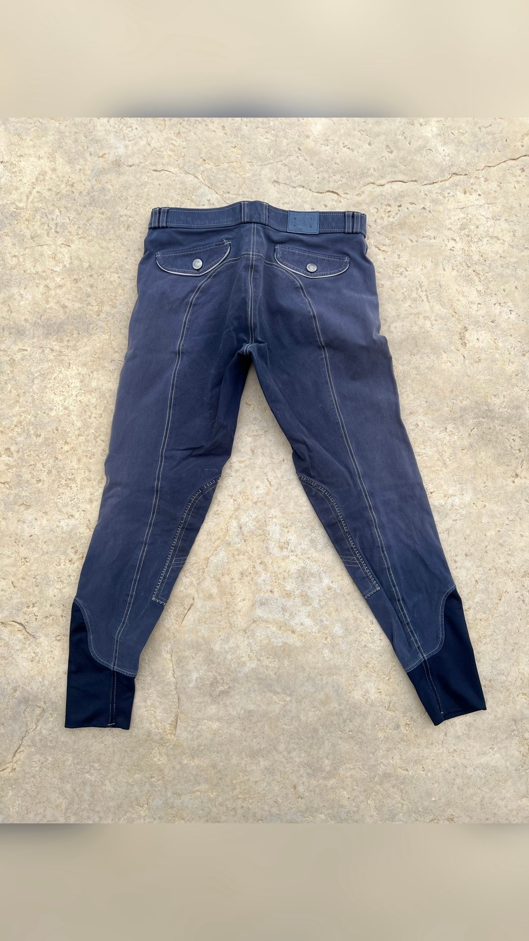 Pantalon, média 3