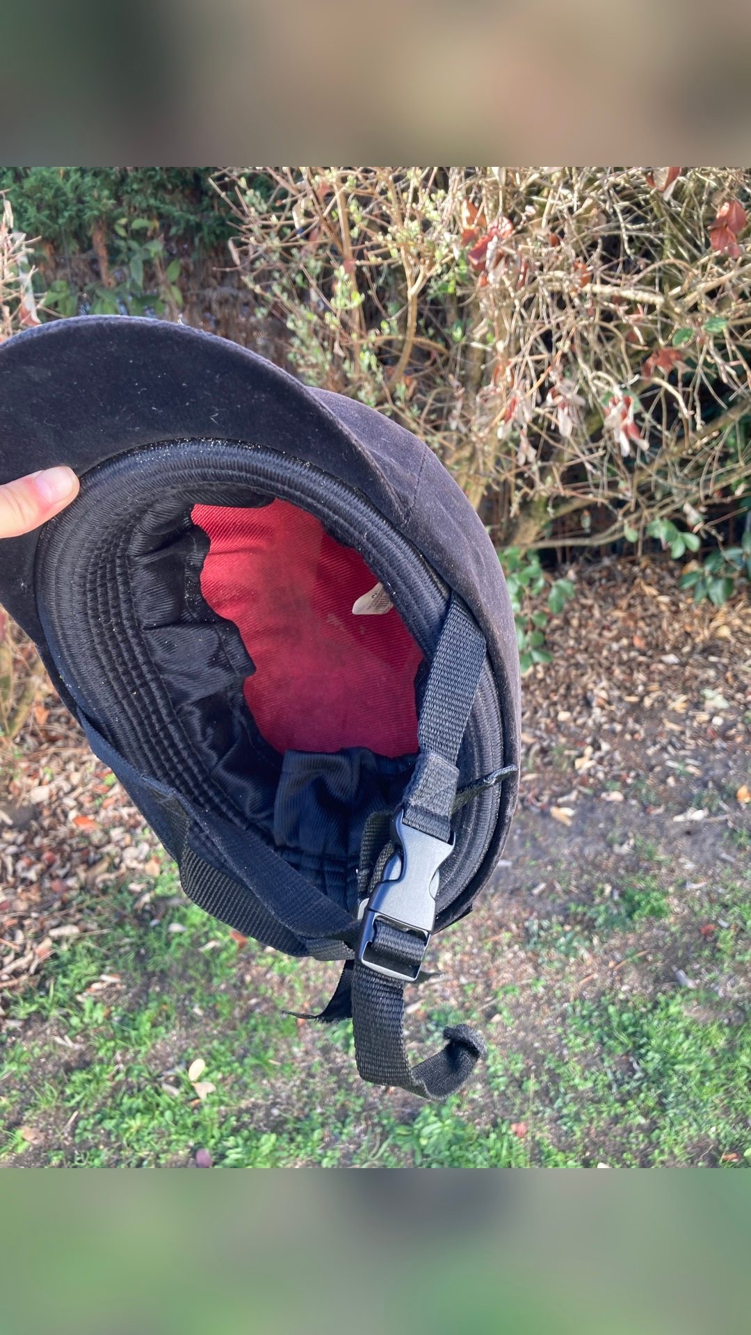 Casque noir velouté, média 4