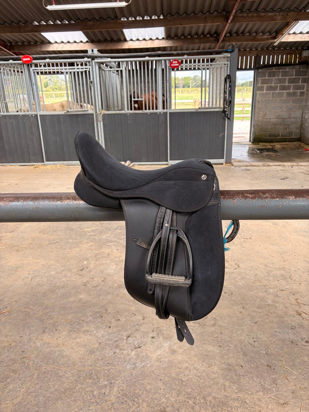 Selle de dressage 17’5, média 3