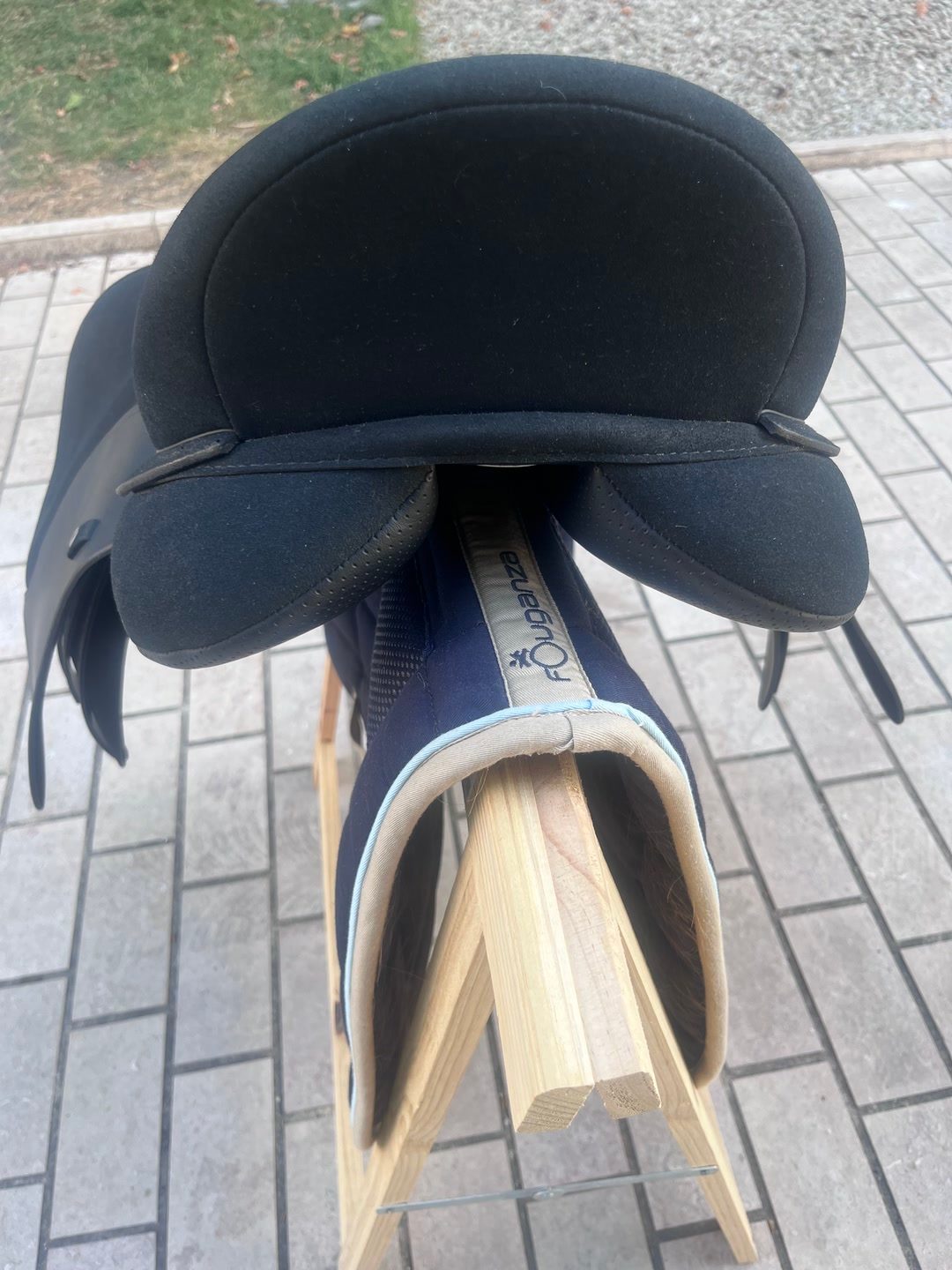 Selle Wintec 2000 Hart 17,5 pouces, neuve, média 9