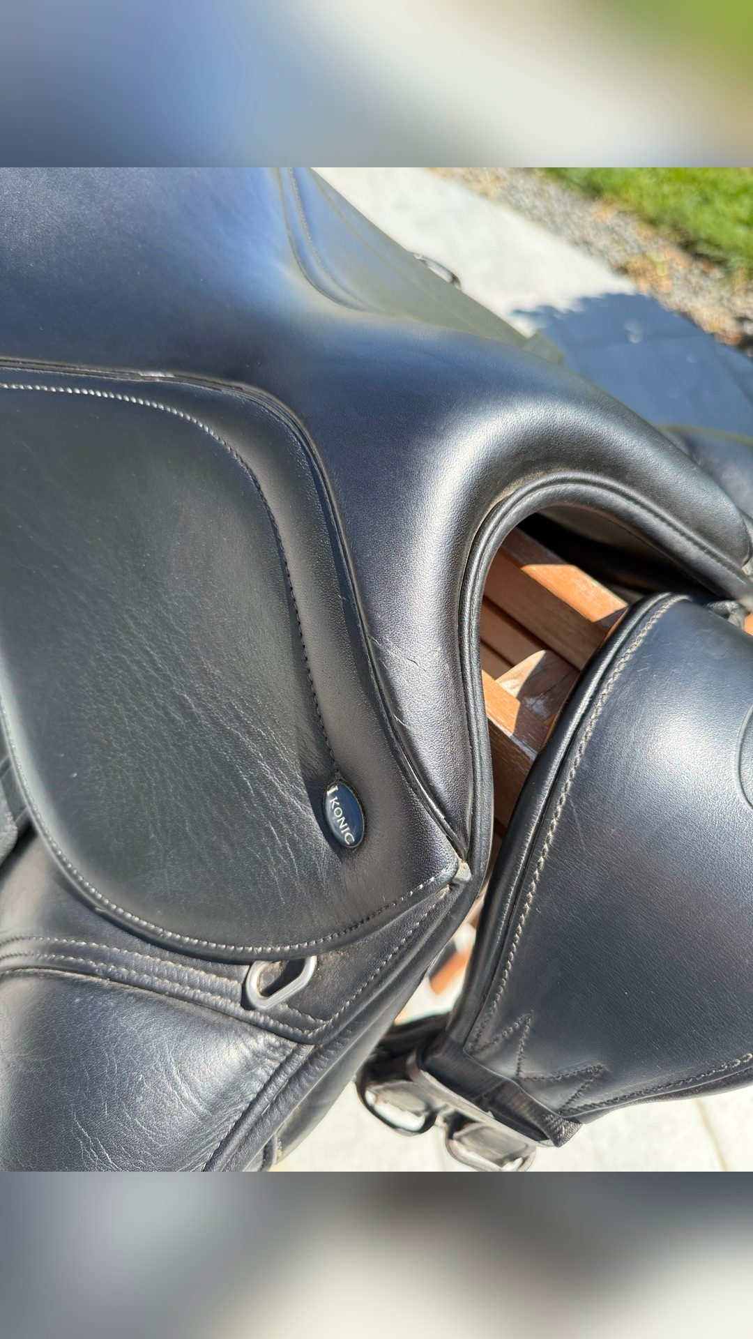 Selle Ikonic dressage 17.5, média 3