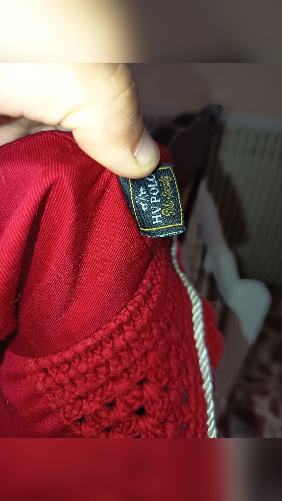 Bonnet rouge, média 2