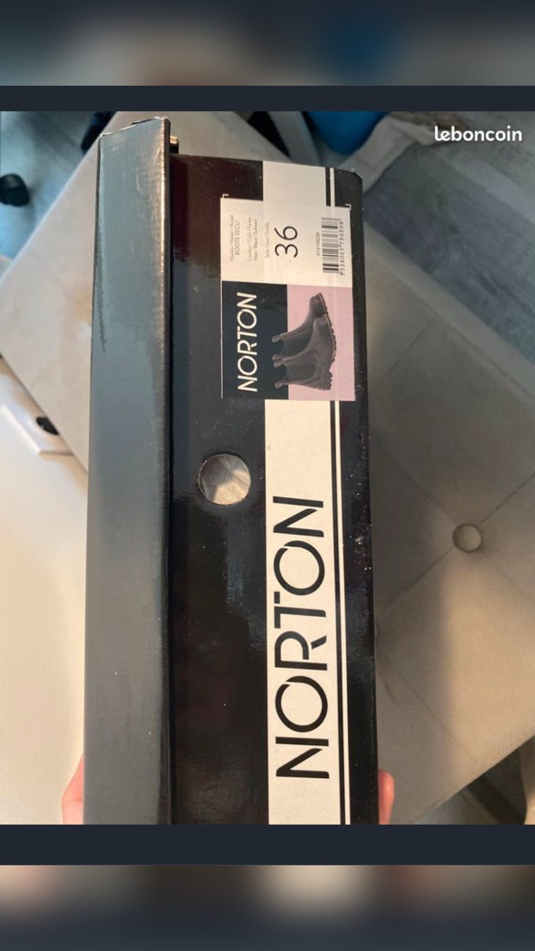 Boots à vendre neuves jamais portées, média 3