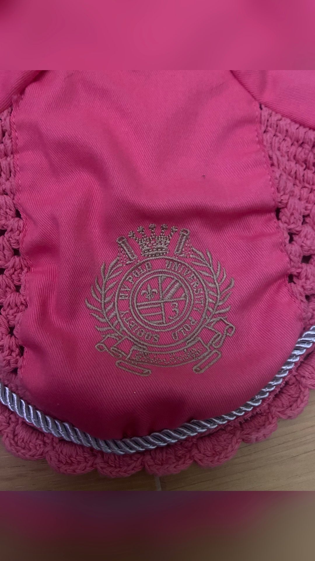Bonnet rose, média 3
