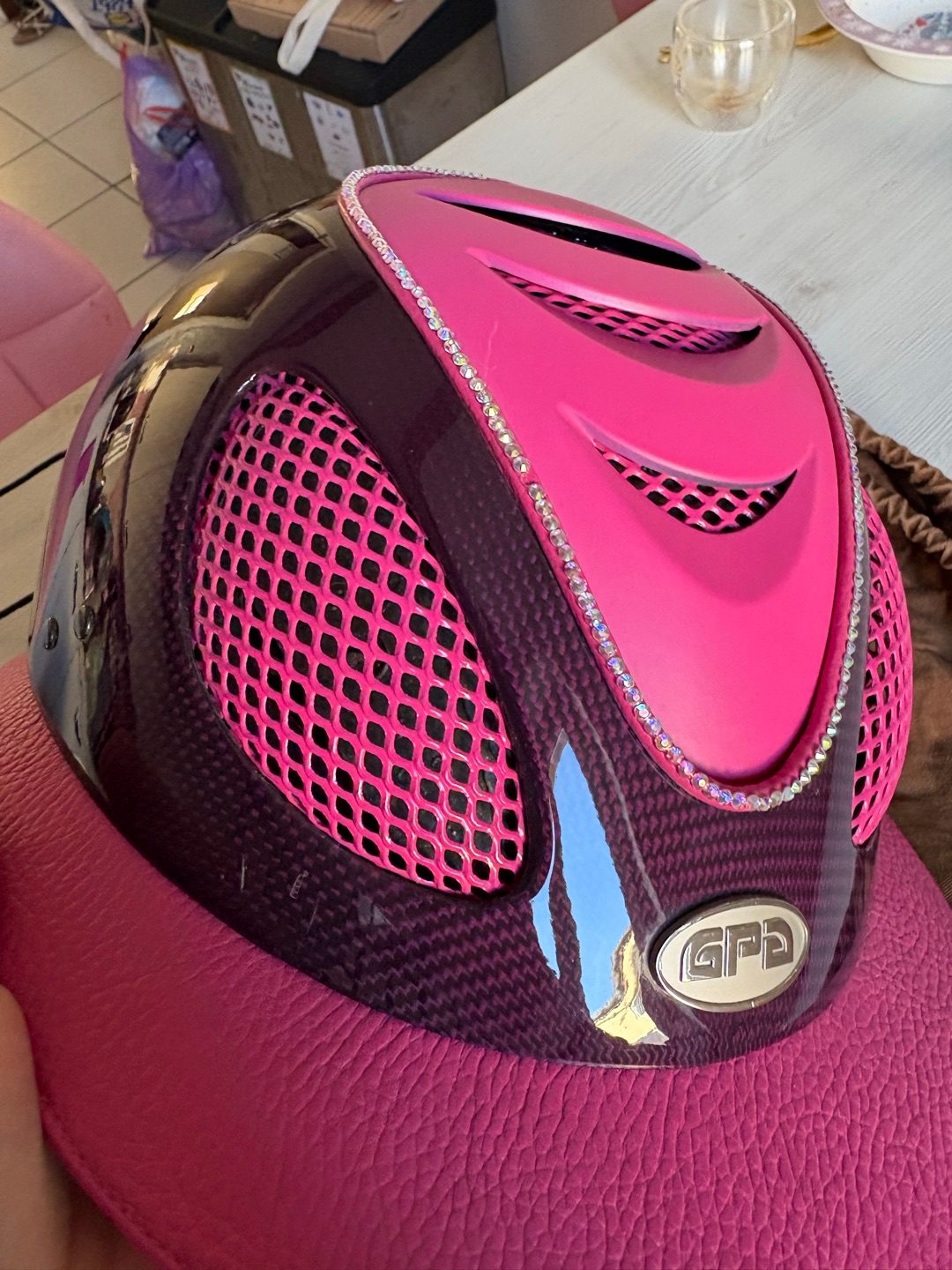 Casque / Bombe GPA First Lady Carbone Cuir Rose & Strass T.57, média 5