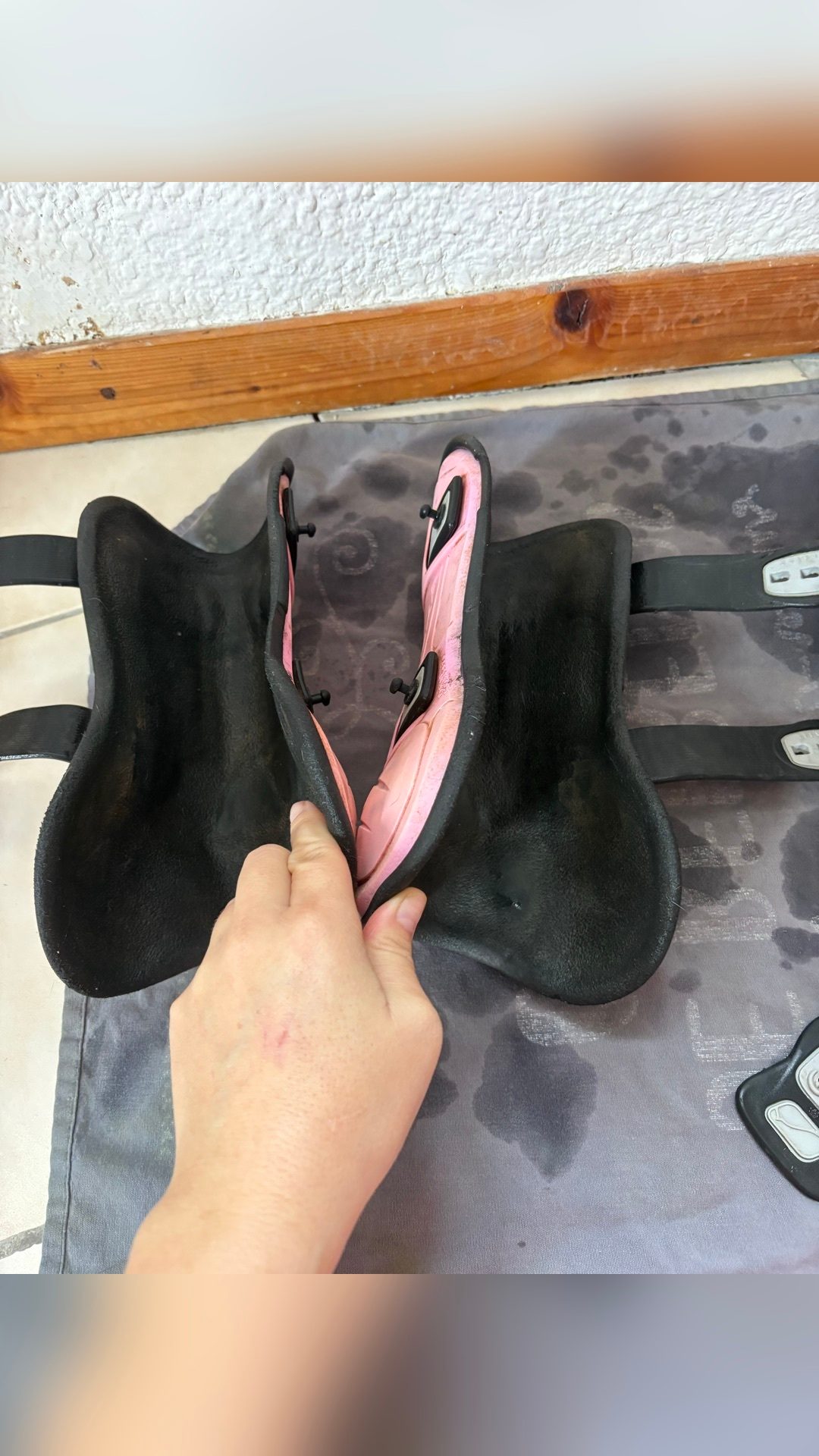 Guêtres + Protège-boulets HEXA rose – matière imperméable, facile à nettoyer, média 6