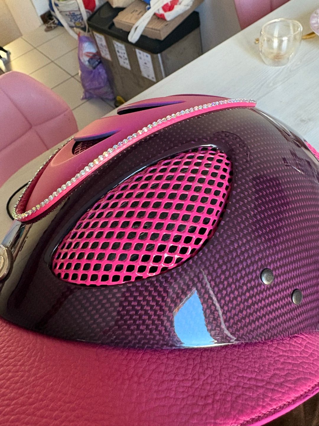 Casque / Bombe GPA First Lady Carbone Cuir Rose & Strass T.57, média 6