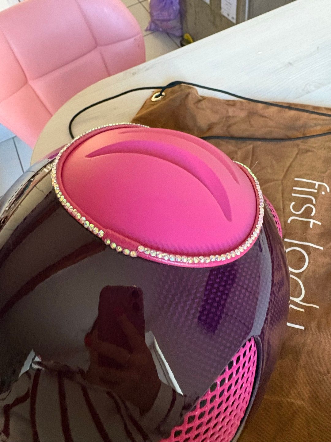 Casque / Bombe GPA First Lady Carbone Cuir Rose & Strass T.57, média 10