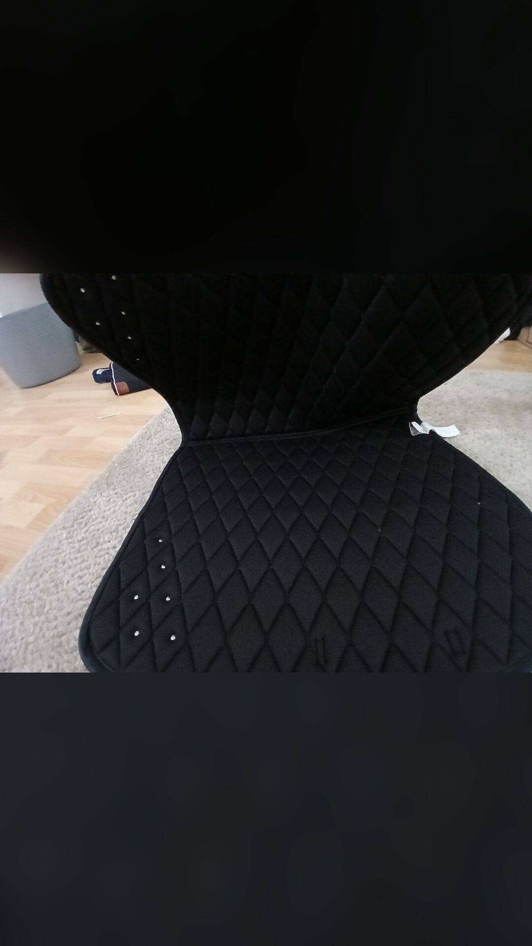 Tapis Fouganza noir, média 4