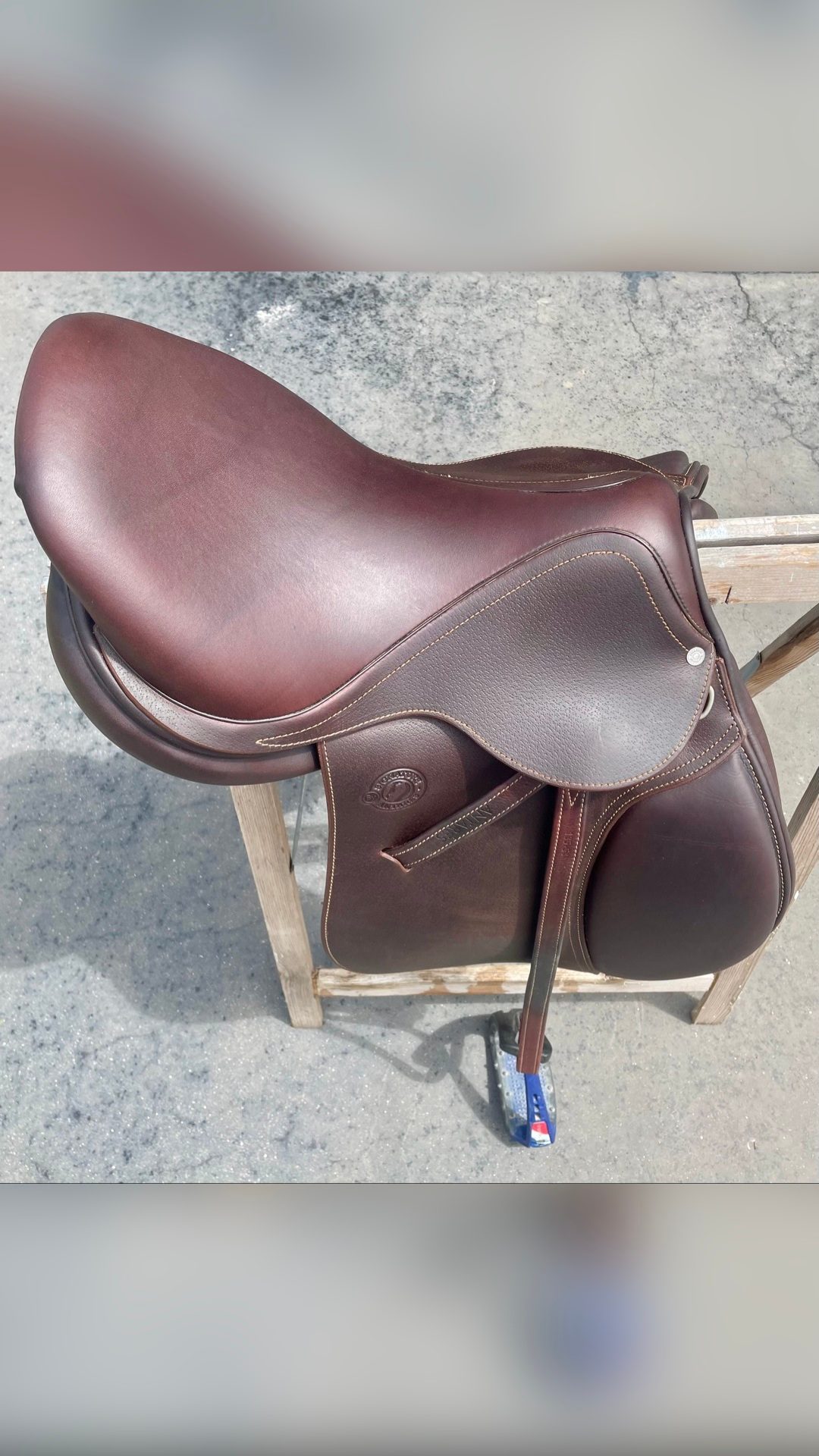 Selle mixte neuve Antarès, média 3