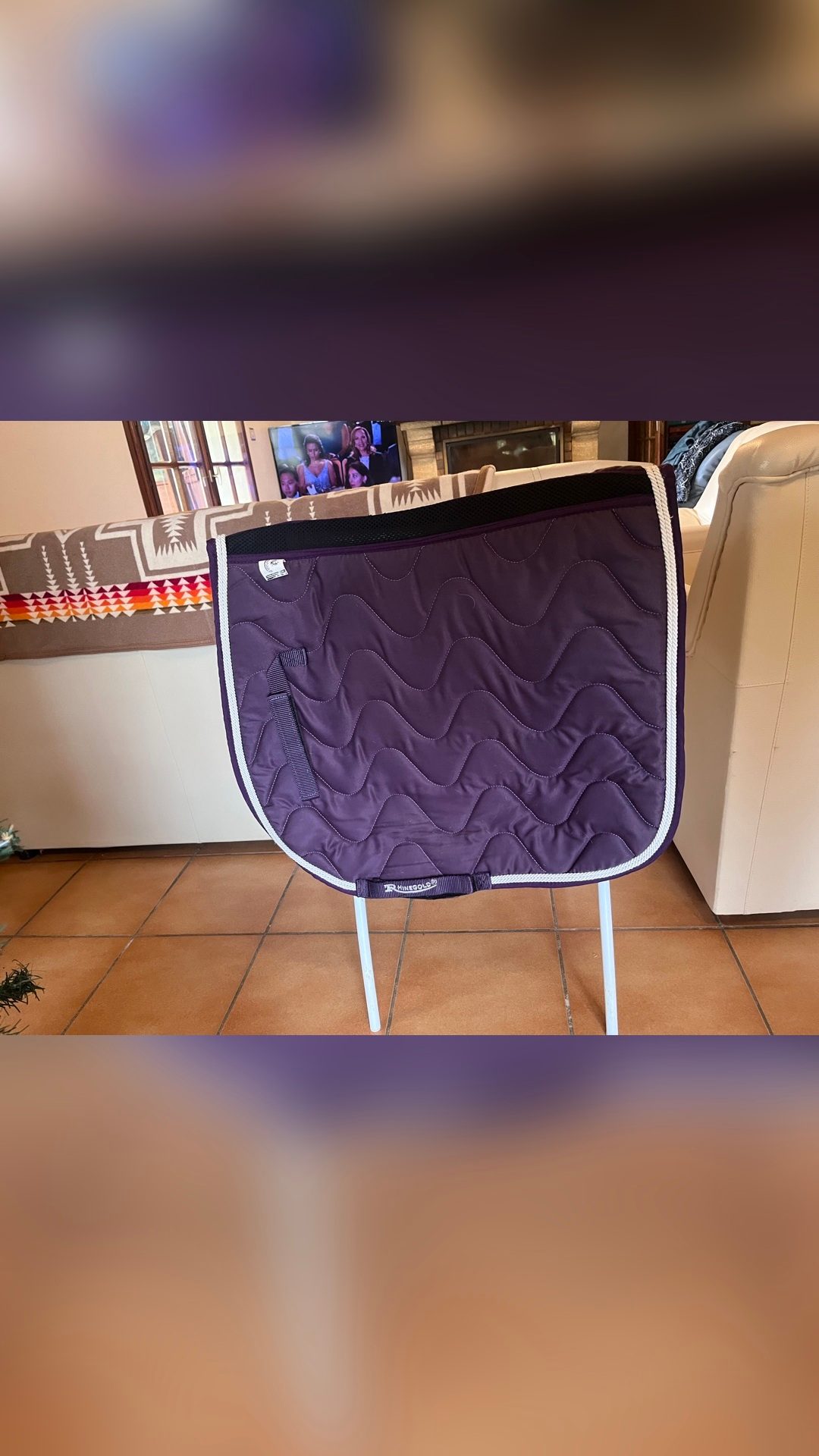 Tapis Rhinegold violet, média 6