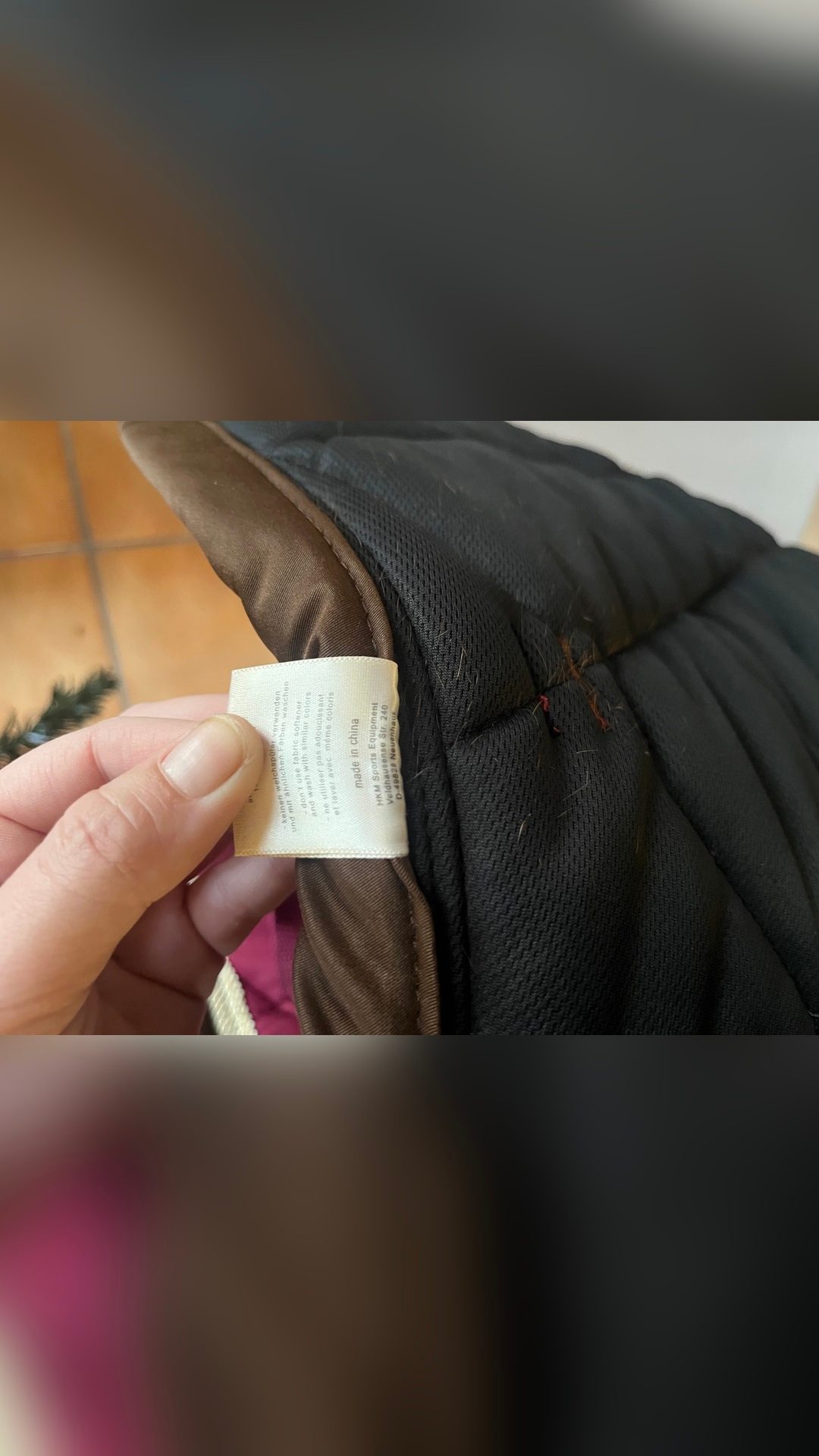 Tapis Lauria Garelli brodé E P, média 8