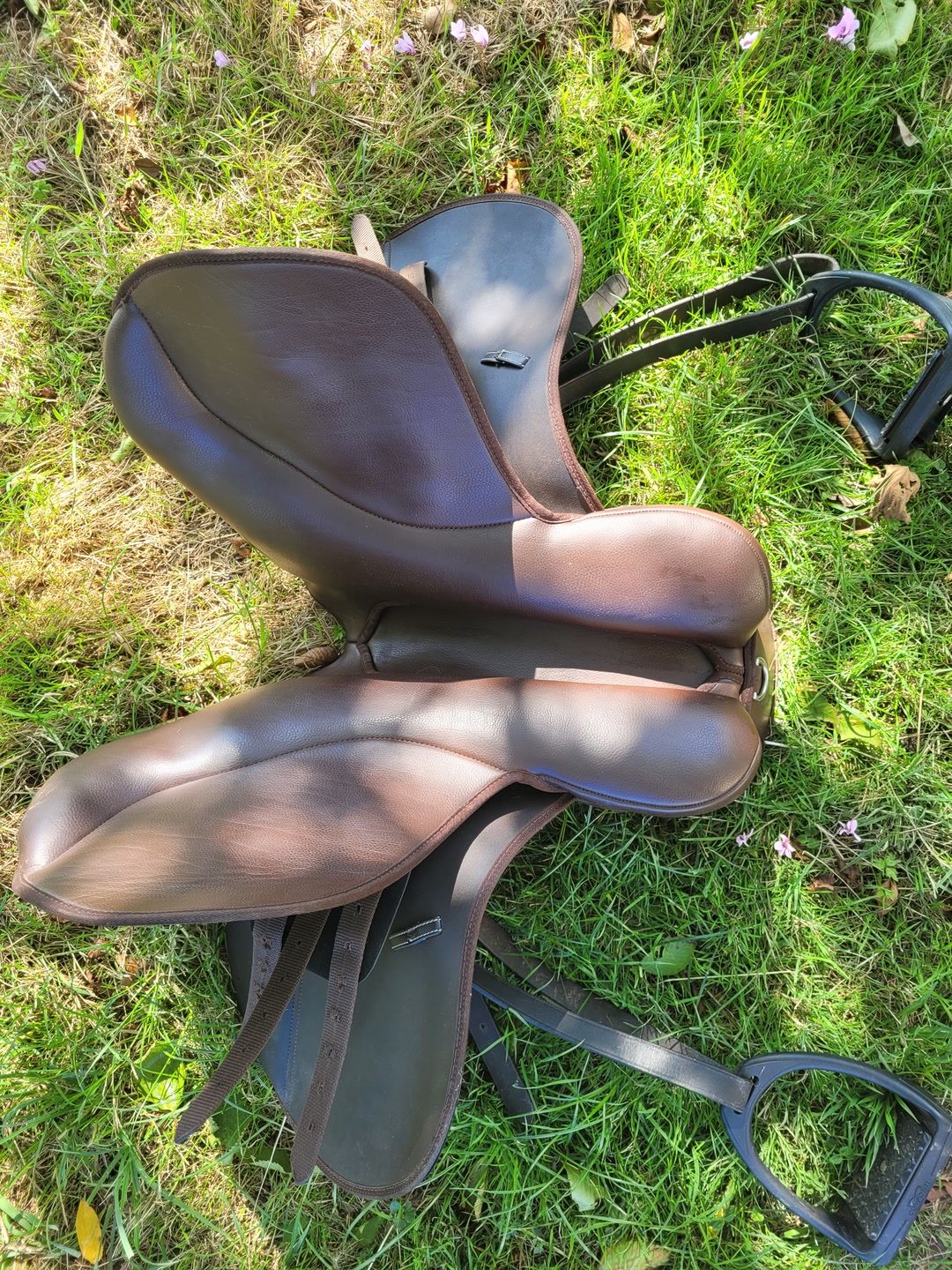 Selle mixte synthétique, média 3