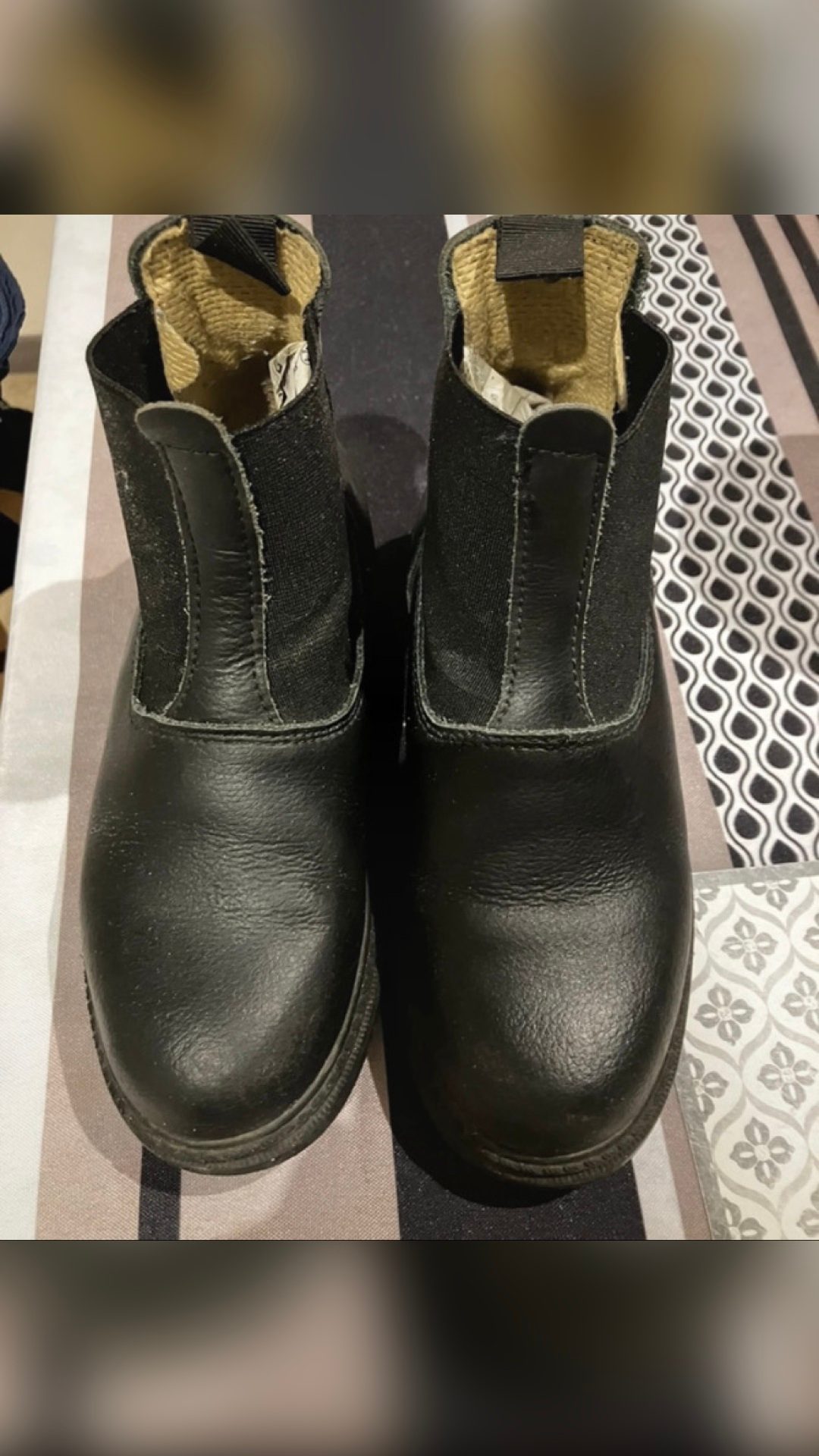 Boots, média 2