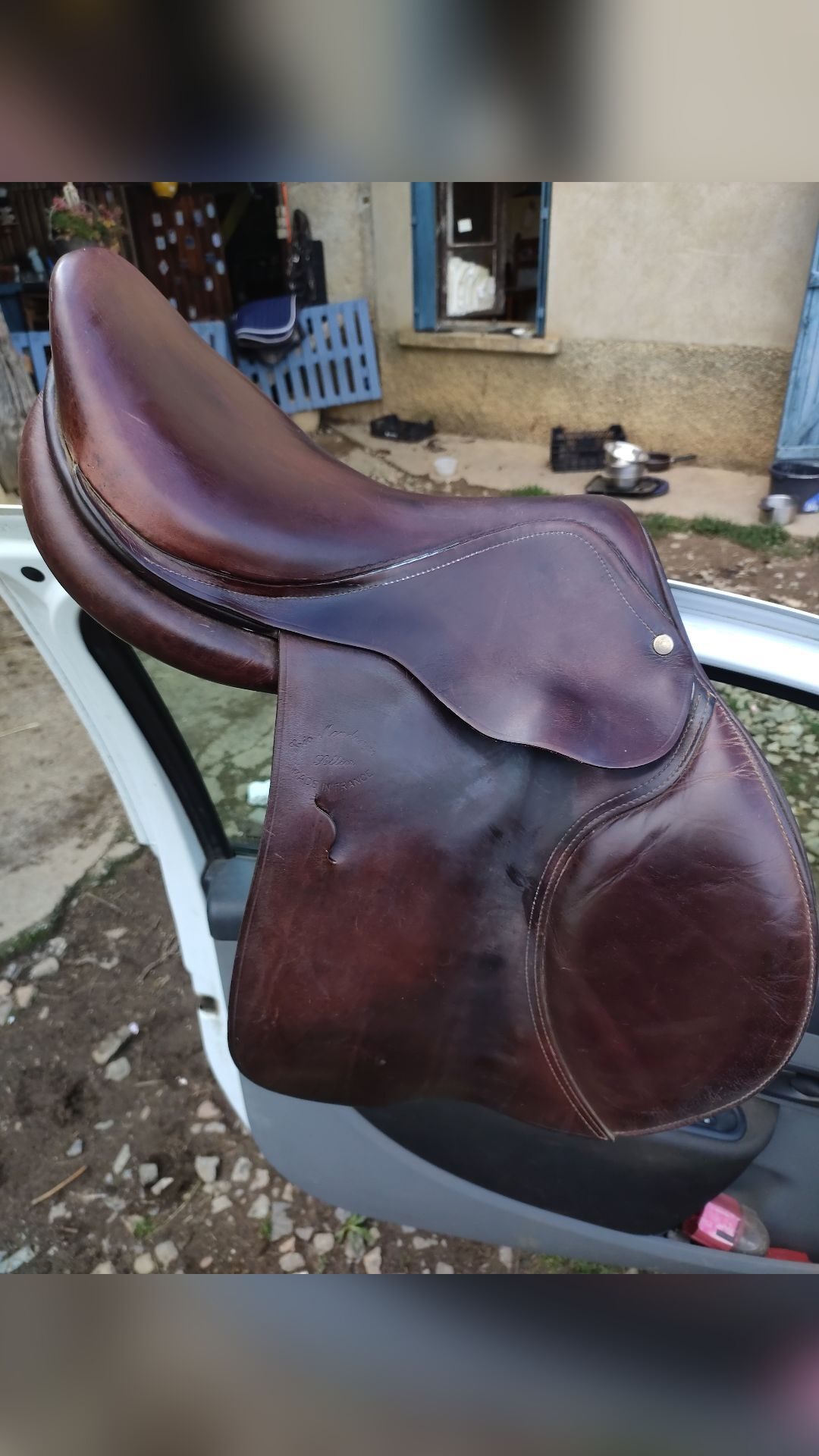 Selle Eric Mondange, média 4