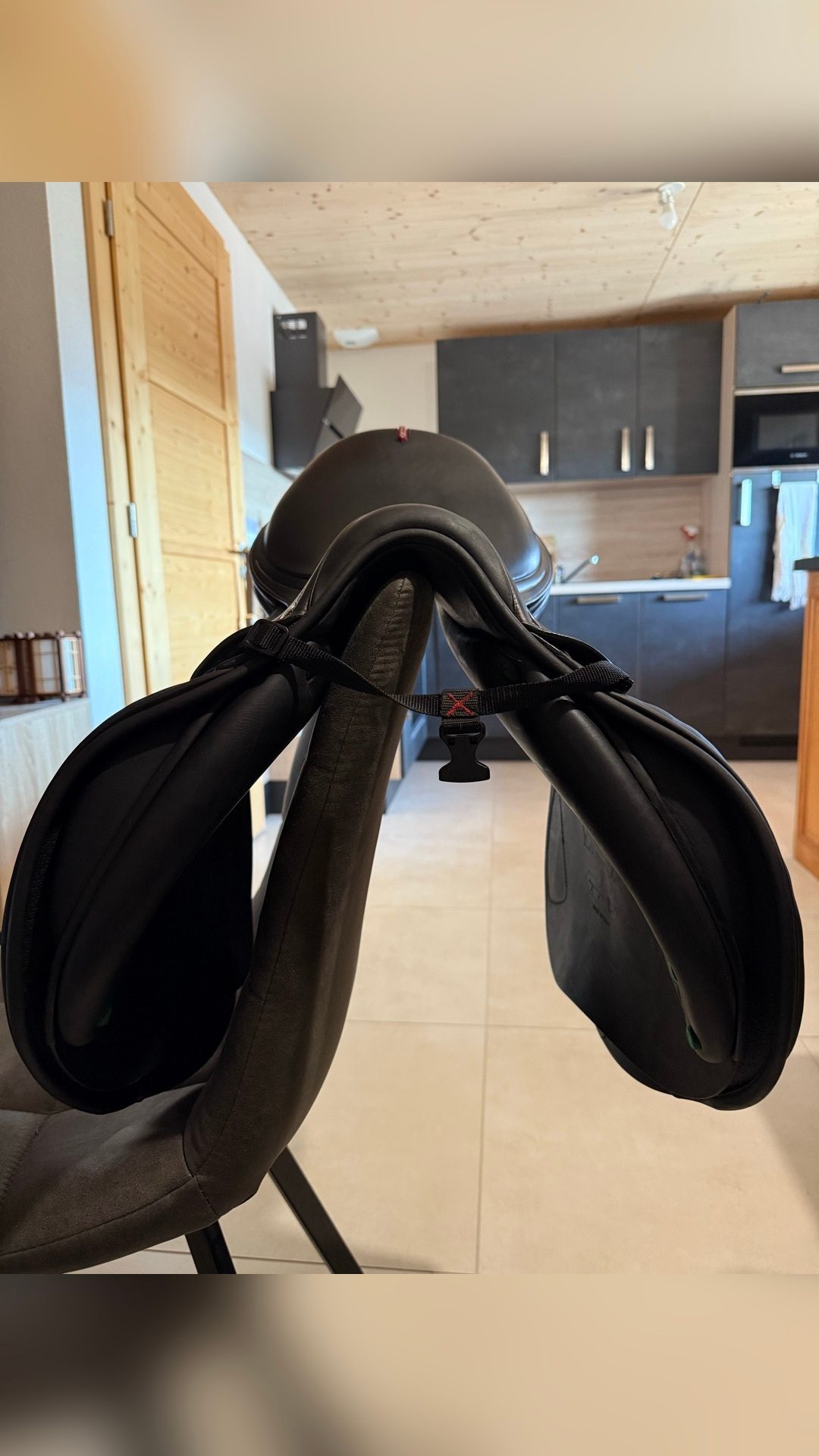 Selle Équipe EK-GO ECarbon, média 7