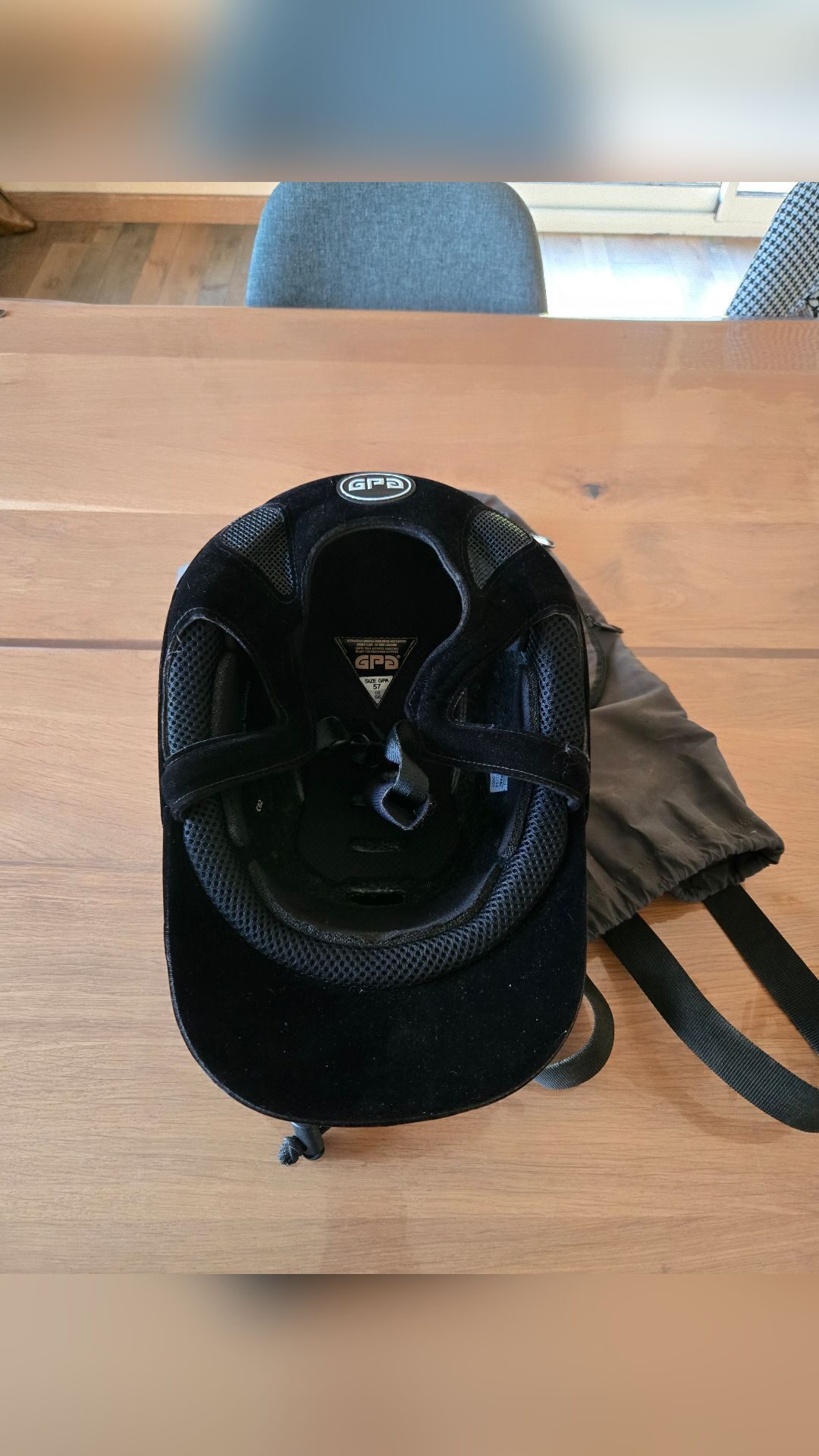 Bombe GPA alcantara full black, média 3