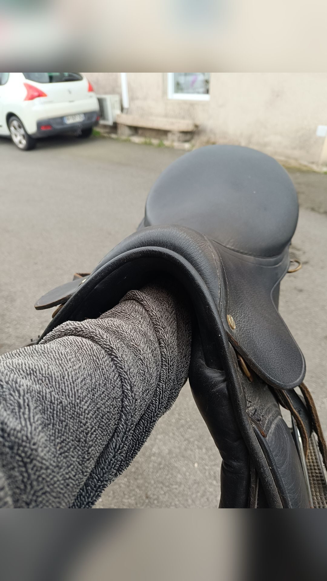 Selle Decathlon très peu servie, média 8