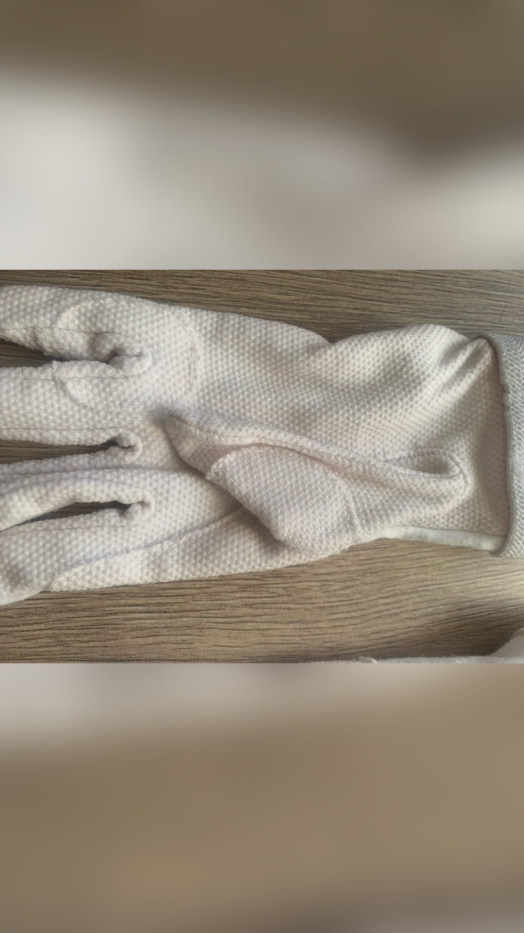 Gants blancs, média 4