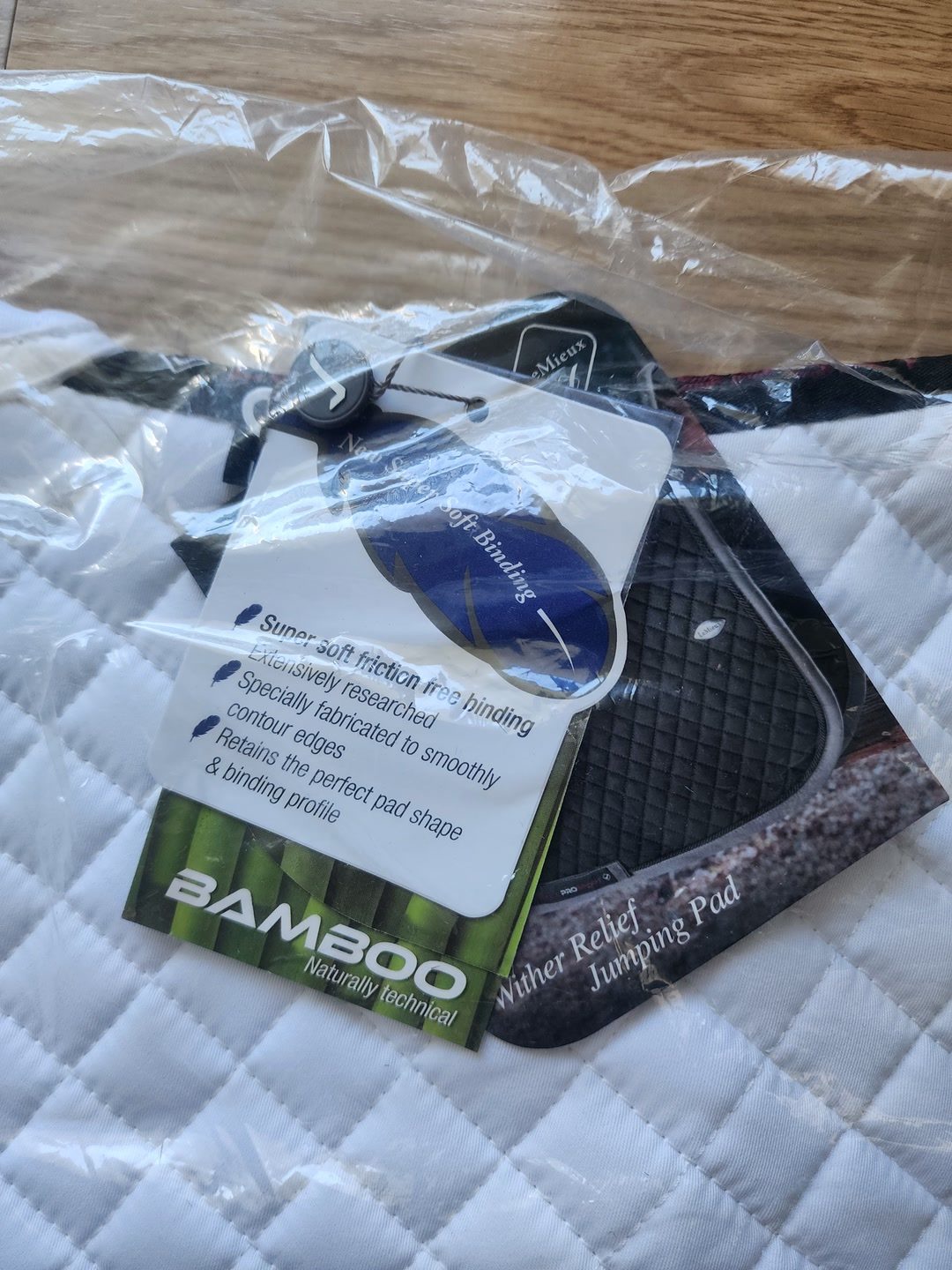 Tapis blanc LeMieux SportPro, média 4