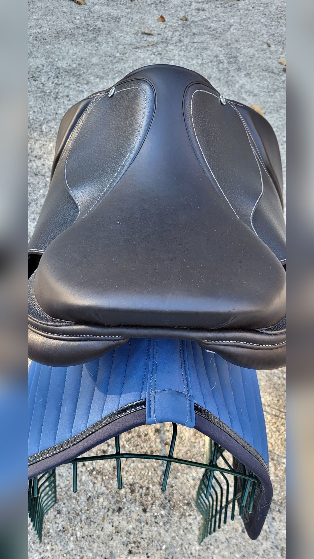 Selle Mixte PRIVILEGE - 17.5, média 3