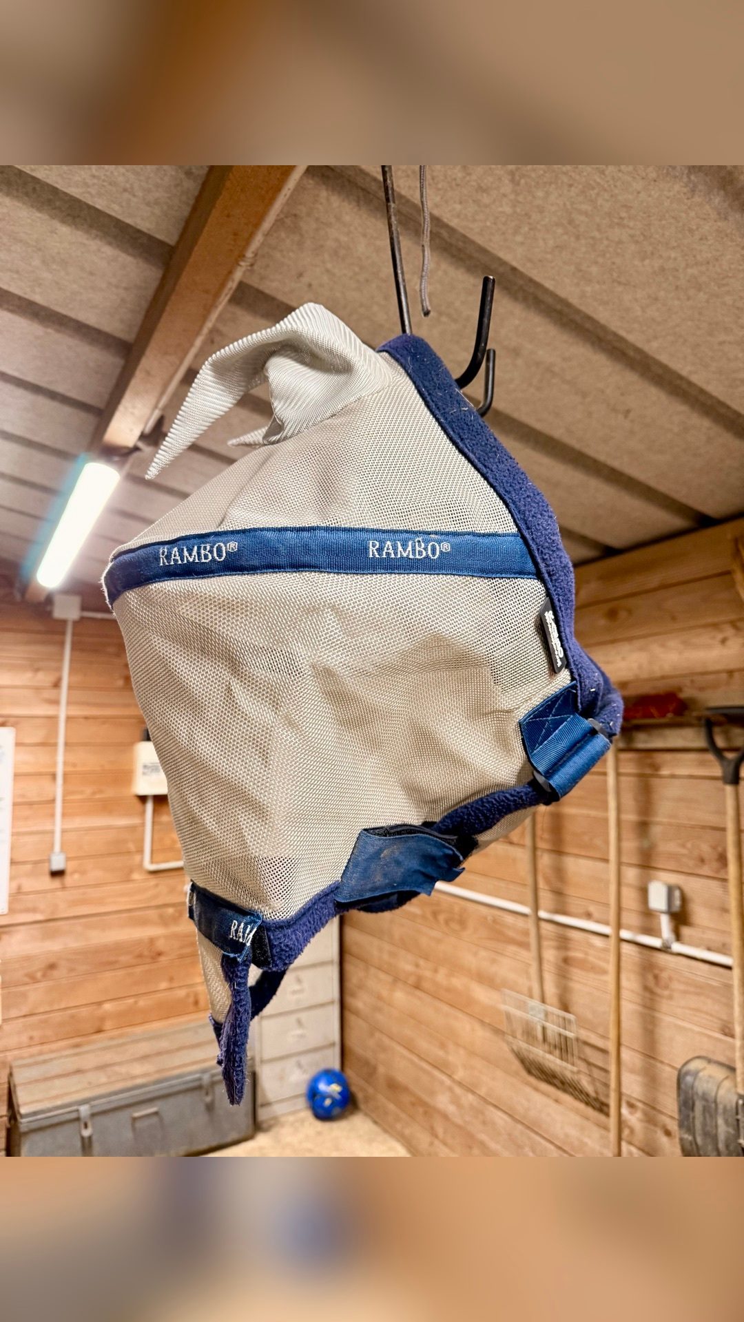 Masque à mouches RAMBO, média 4