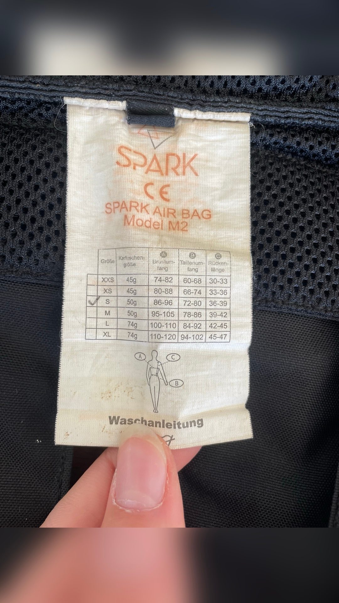 Airbag Spark, noir, taille S. Très bon état., média 4