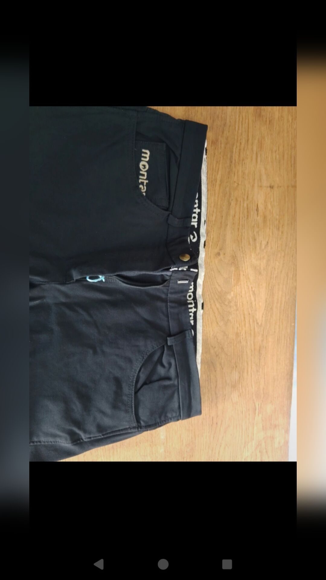 Pantalon 44, média 8