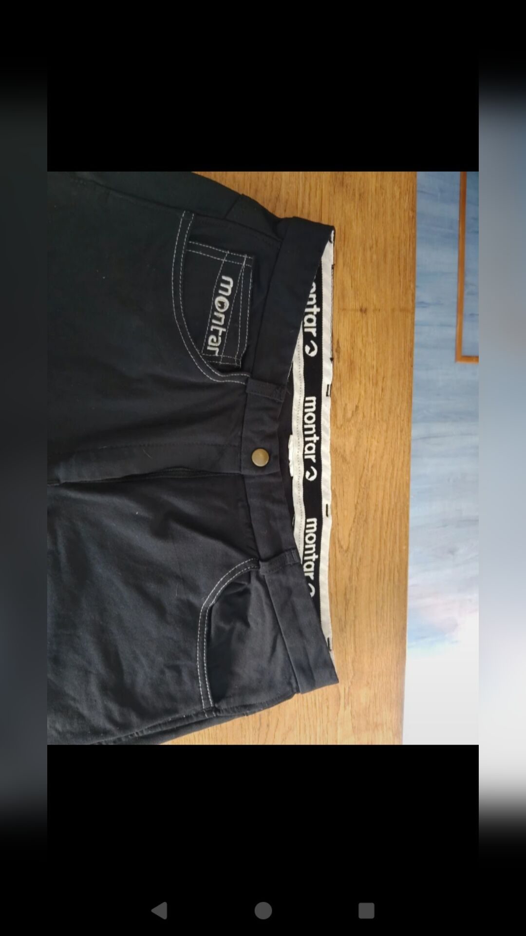 Pantalon 44, média 2