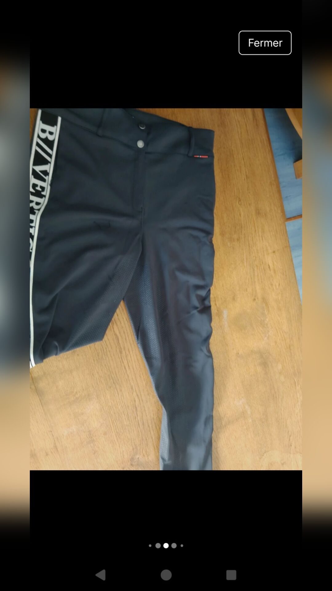 Pantalon 44, média 4