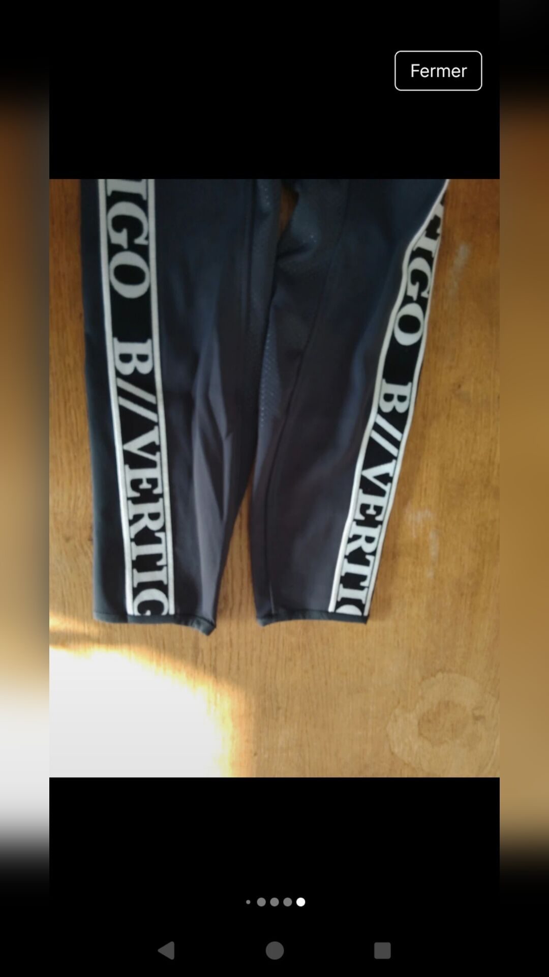 Pantalon 44, média 9