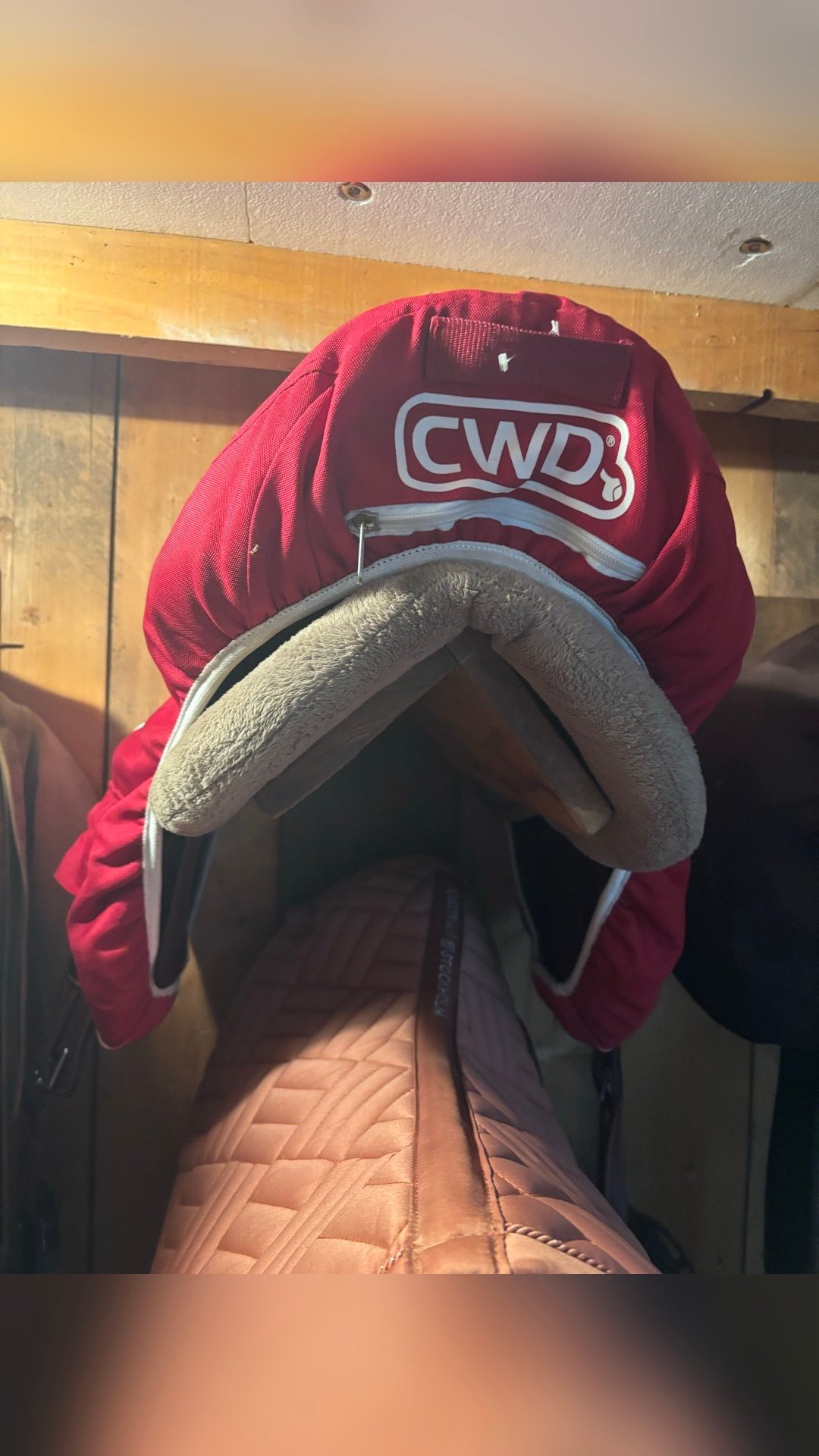 Selle CWD 2 GS Mademoiselle, média 4