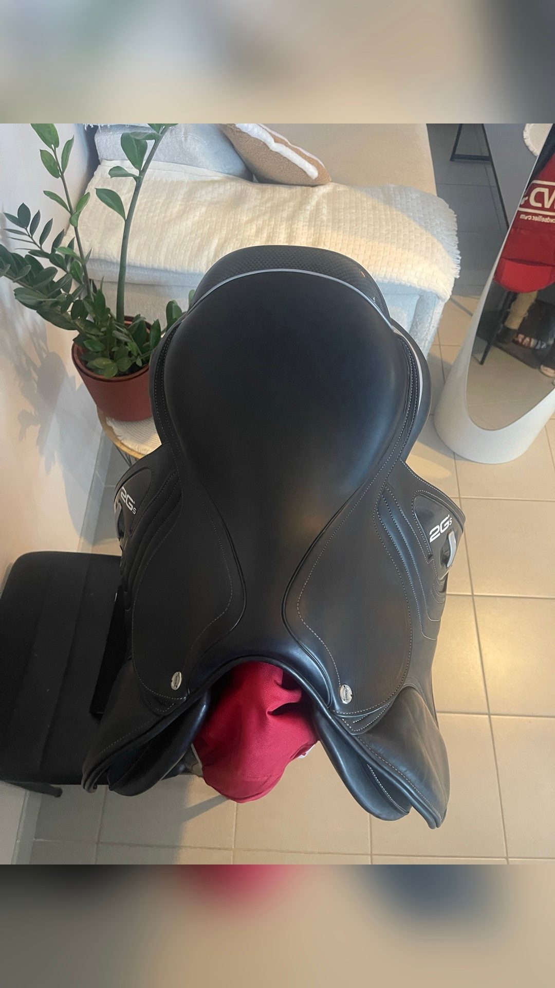 Selle CWD 2GS noir 17 pouces, média 3