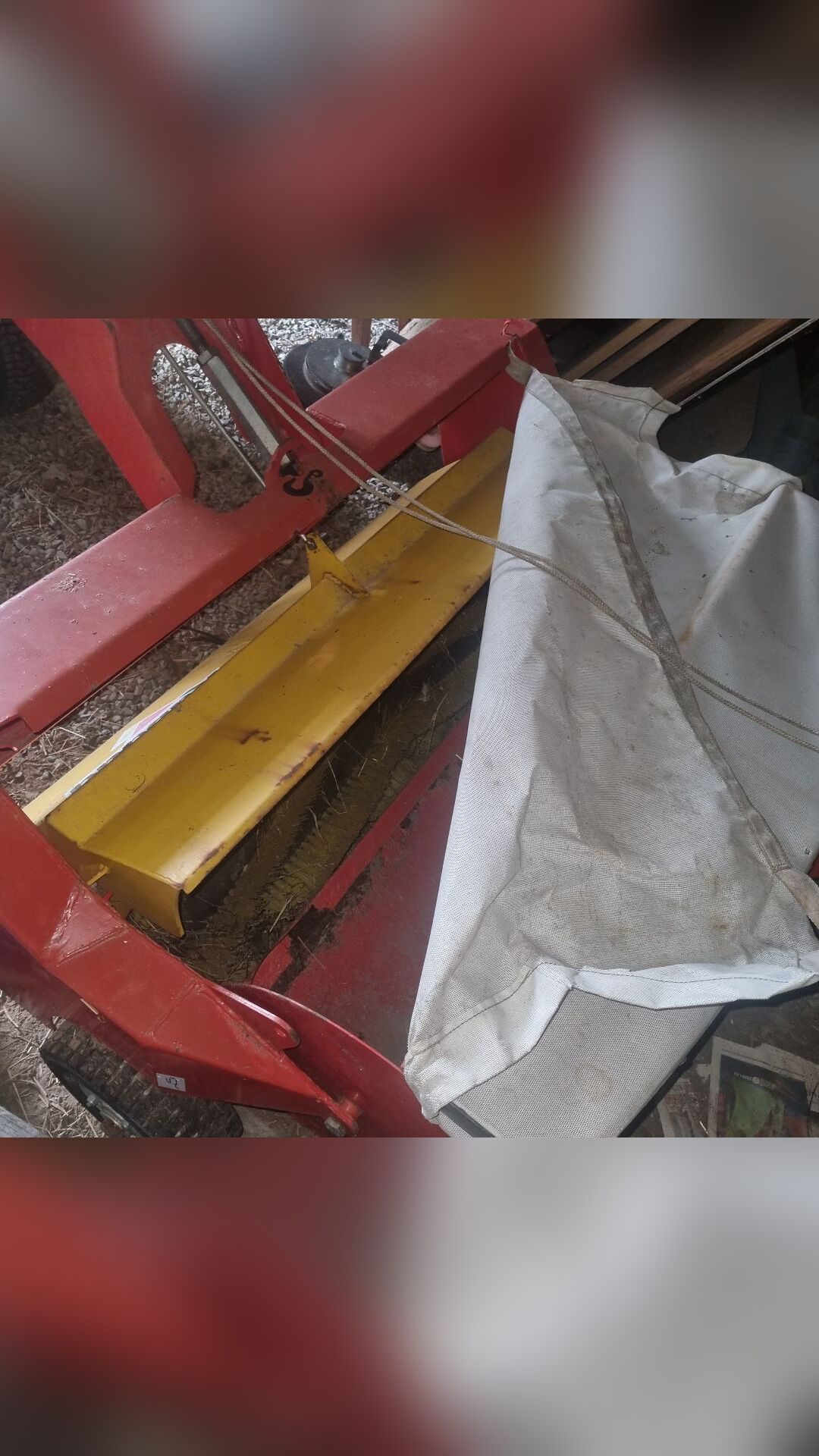 BALAYEUSE RAMASSEUSE RABAUD T2000IE, média 5